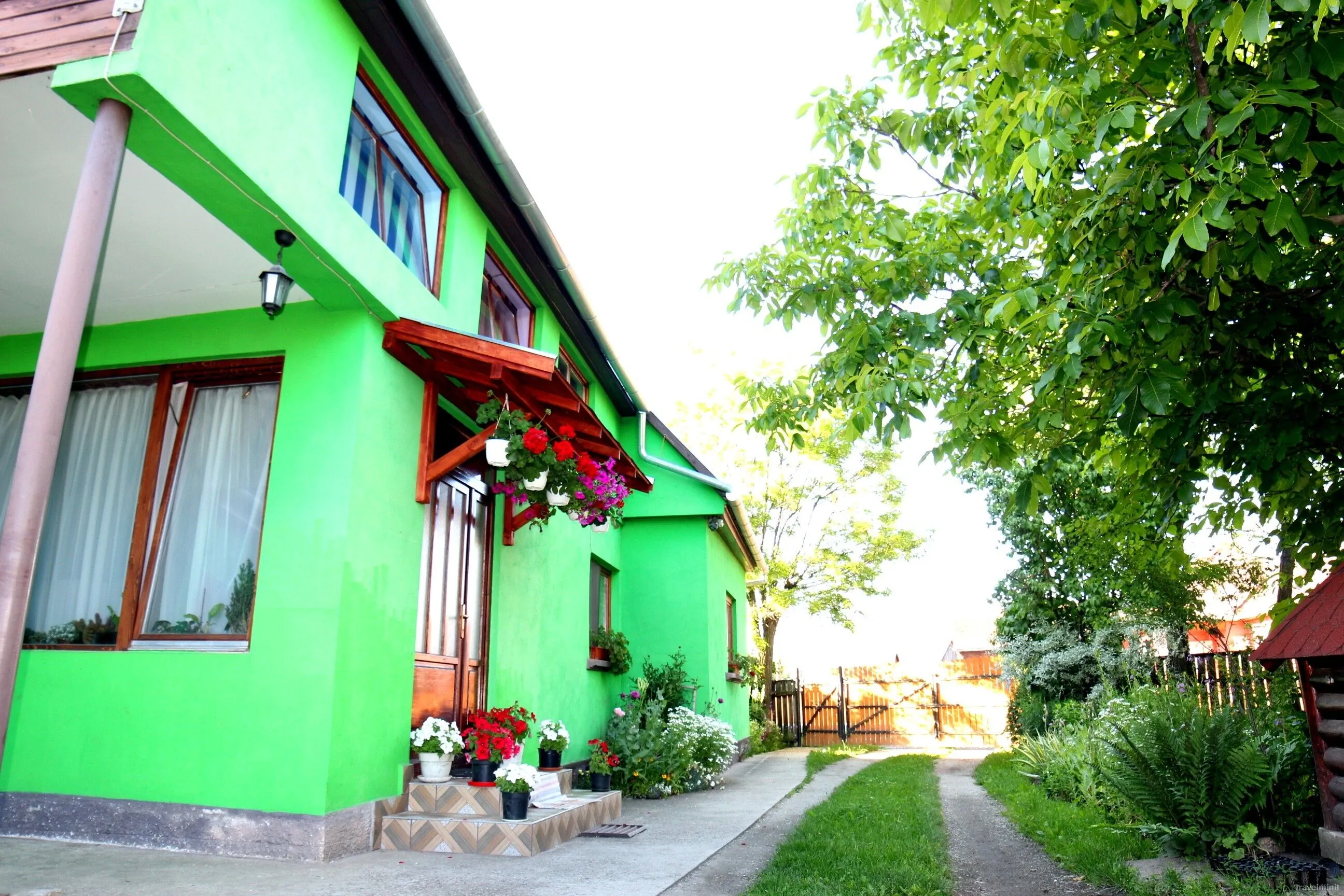 Casă de oaspeți Csergő Ildikó Lăzarea - foto 8