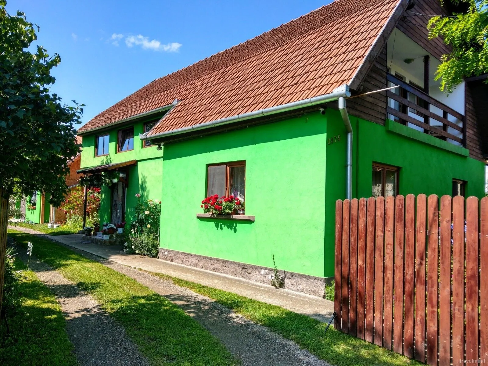 Casă de oaspeți Csergő Ildikó Lăzarea - foto 1