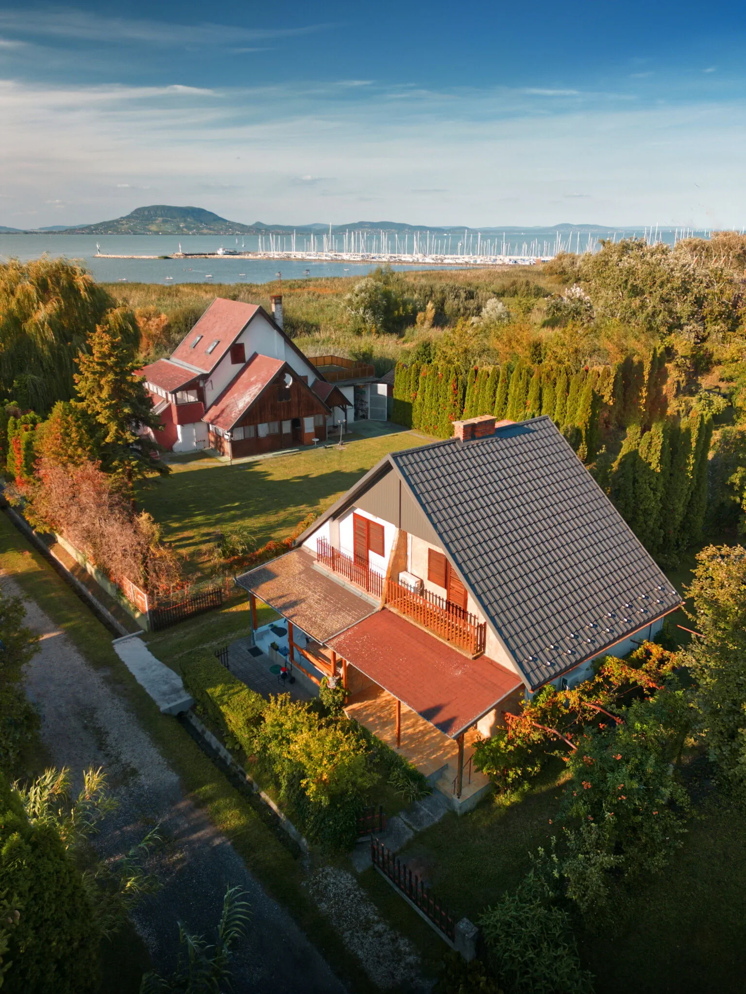 Vízparti Pihenő Balatonfenyves – Balatonfenyves, Ungaria