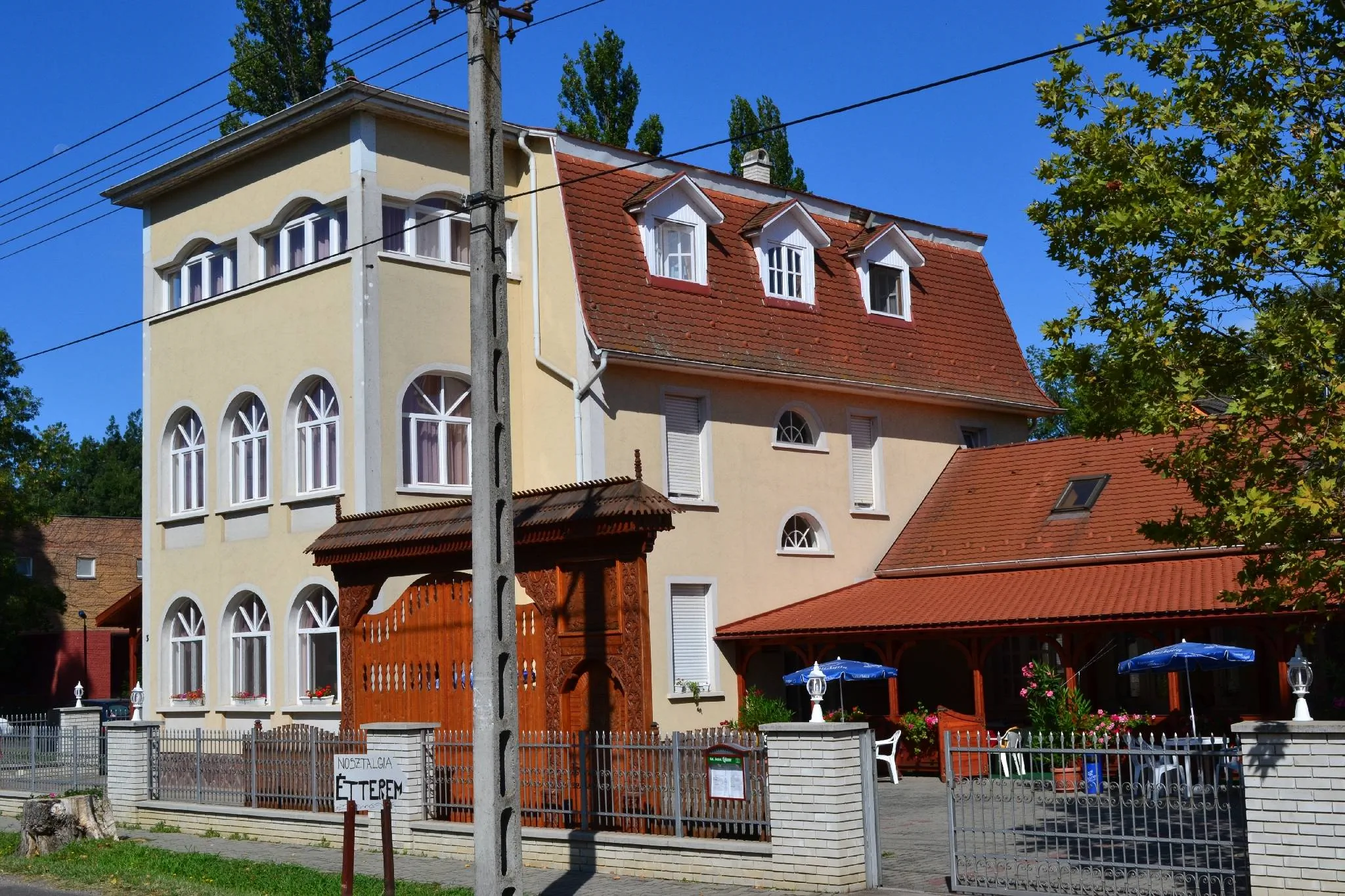 Nosztalgia Hotel Balatonszárszó – Balatonszárszó, Ungaria
