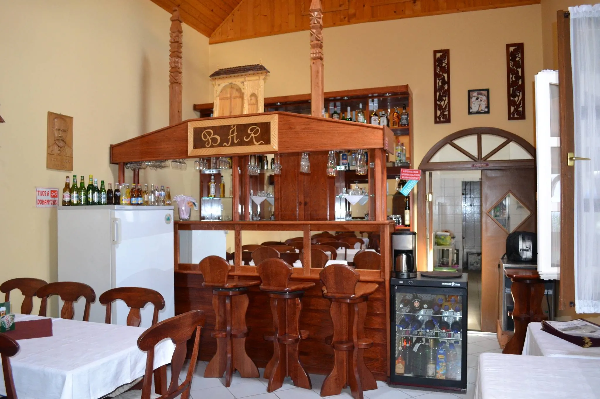 Nosztalgia Hotel Balatonszárszó – Balatonszárszó, Ungaria