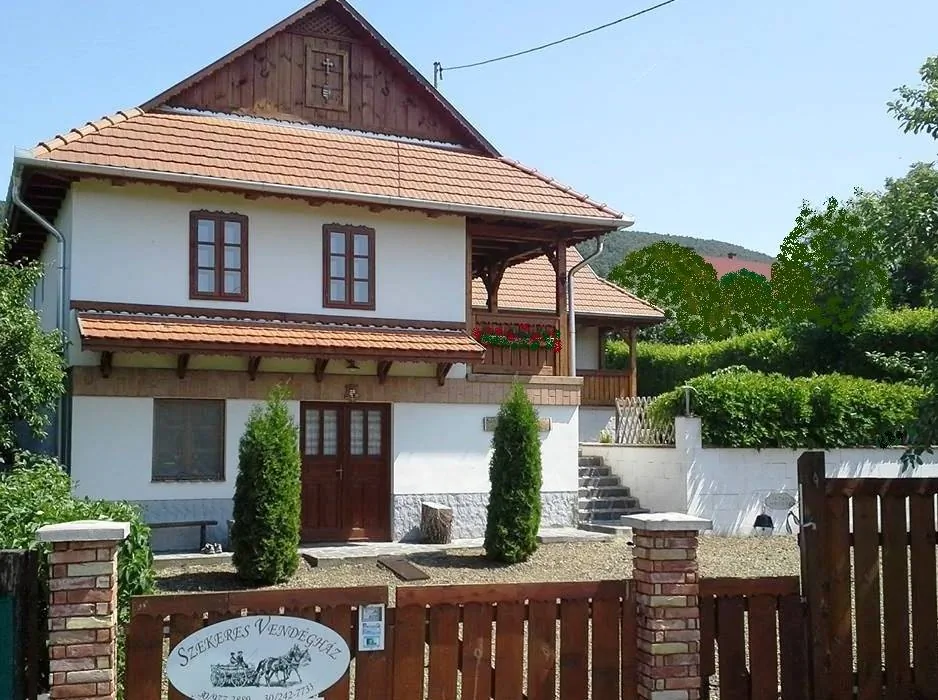 Szekeres Vendégház Alsótold – Alsótold, Ungaria