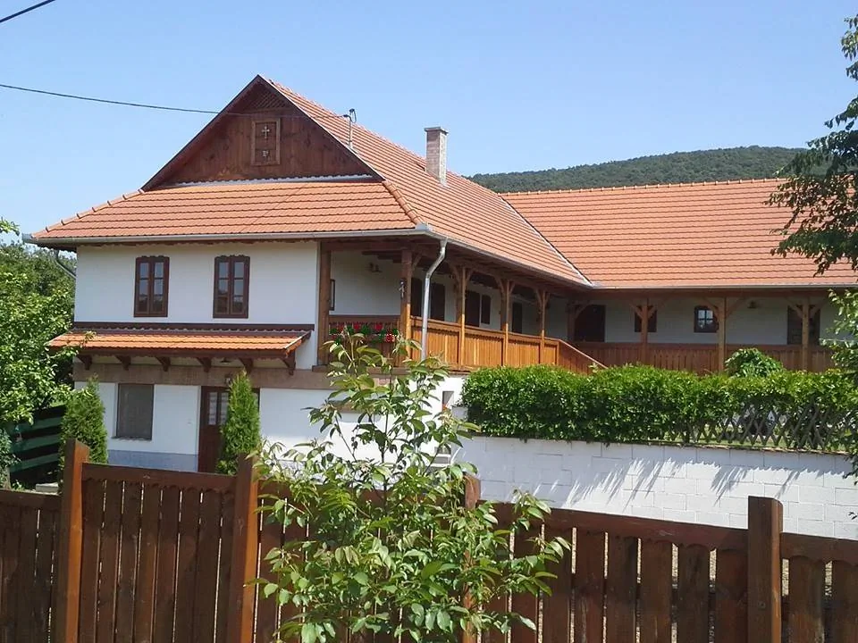 Szekeres Vendégház Alsótold – Alsótold, Ungaria