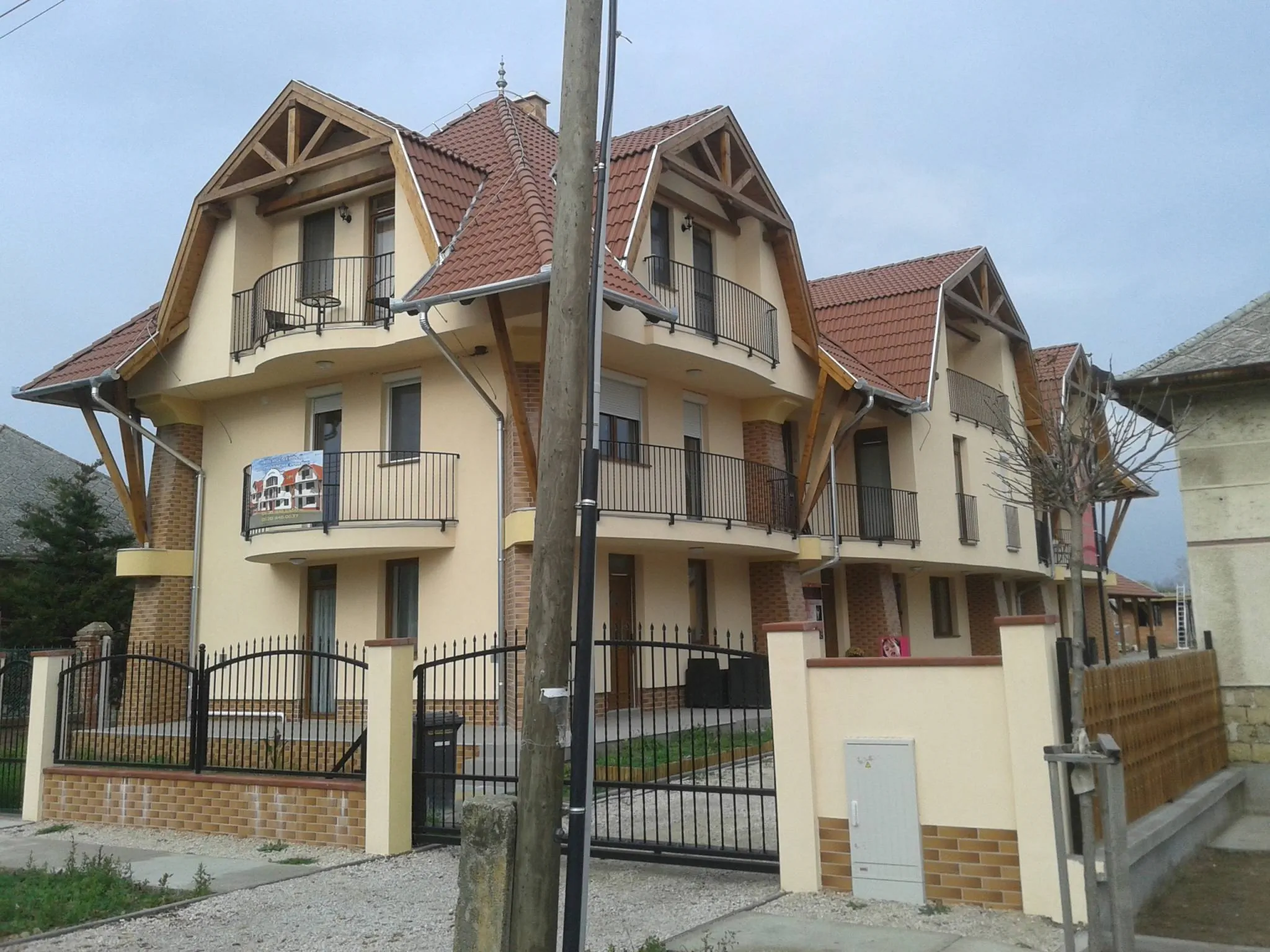 Korona Apartmanház Cserkeszőlő - foto 3