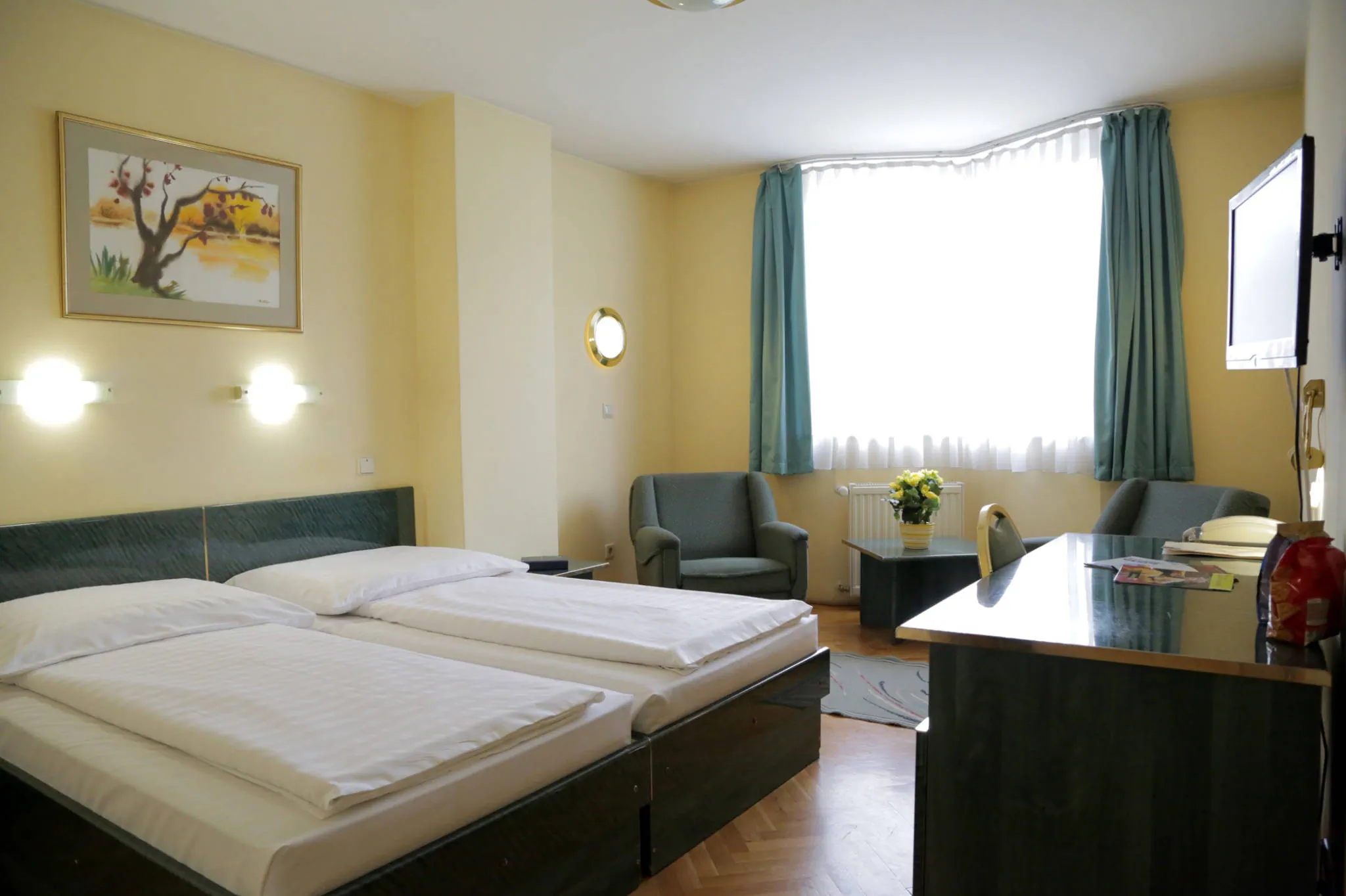 Hotel Bara Budapest – Budapesta, Ungaria