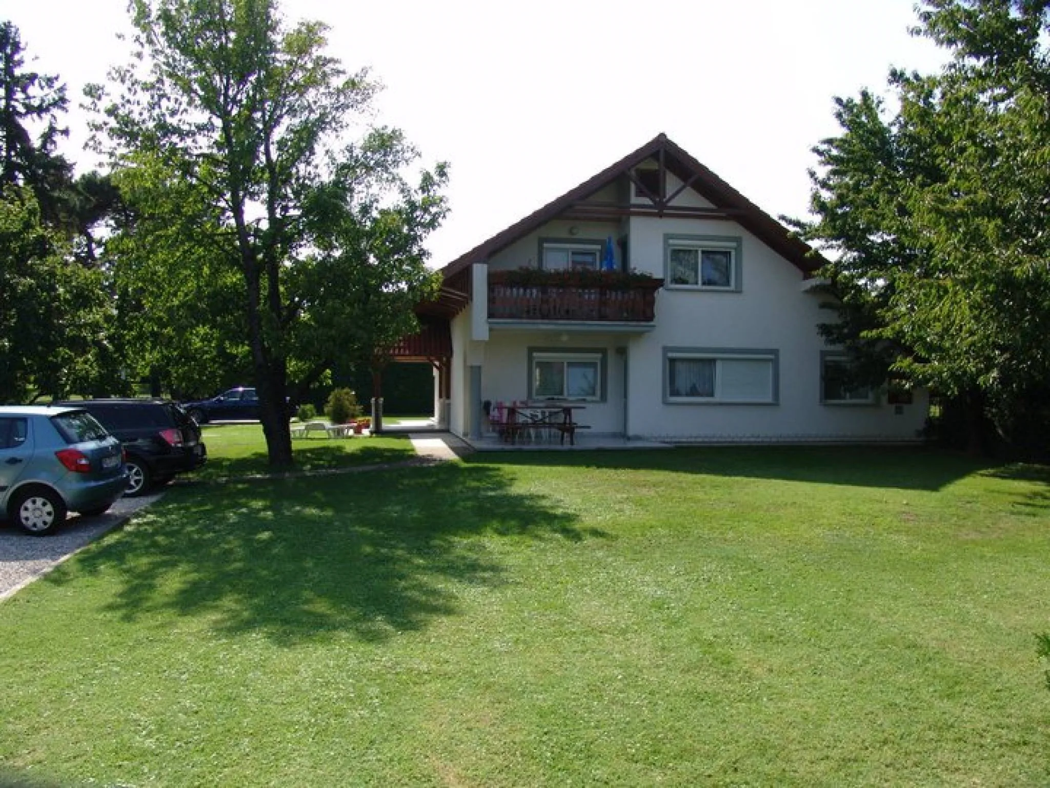 Frankie Holiday Apartmanok Balatongyörök – Balatongyörök, Ungaria