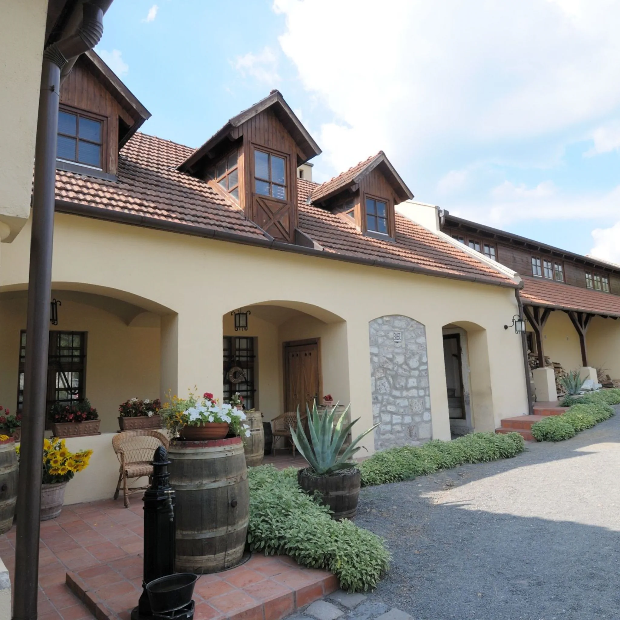 Barka Galéria Hotel és Étterem Tállya – Tállya, Ungaria