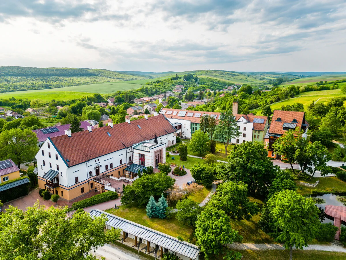 Hotel Vécsecity Hernádvécse - foto 2