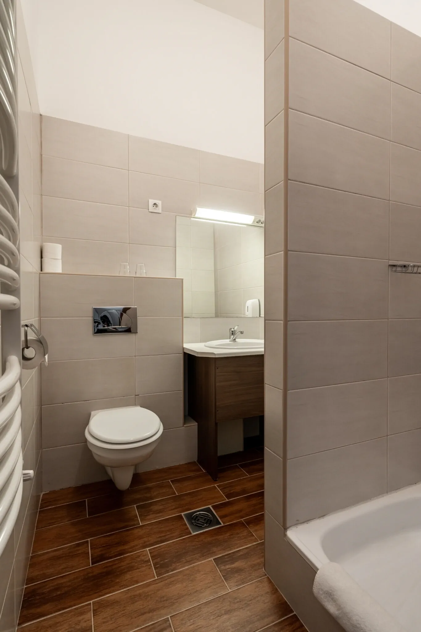 Full Moon Hotel Budapest – Budapesta, Ungaria