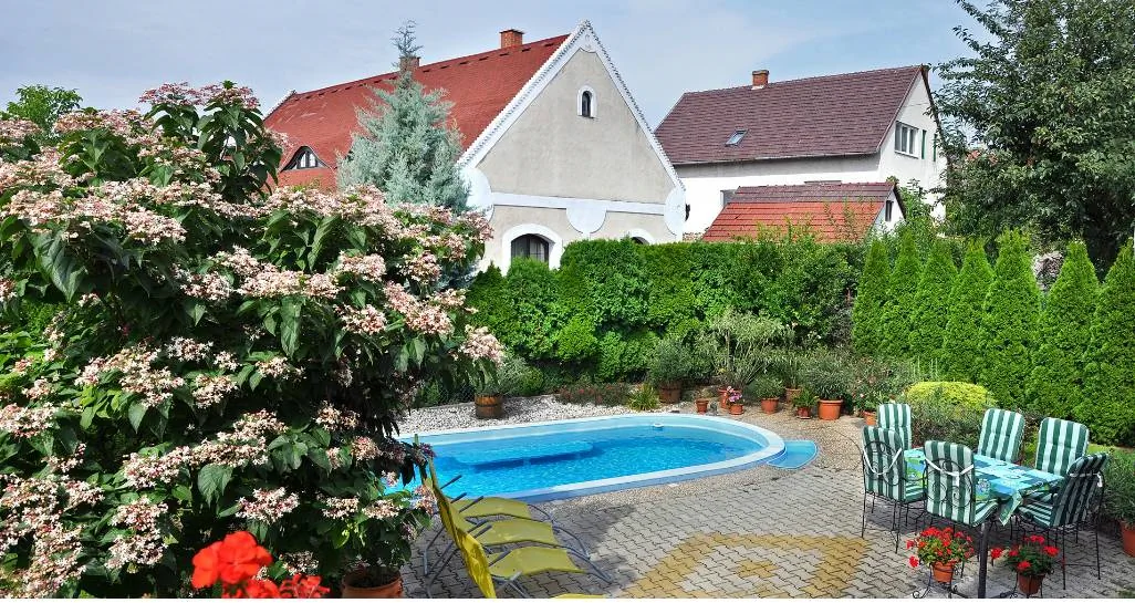 Napsugár Vendégház Tihany - foto 1