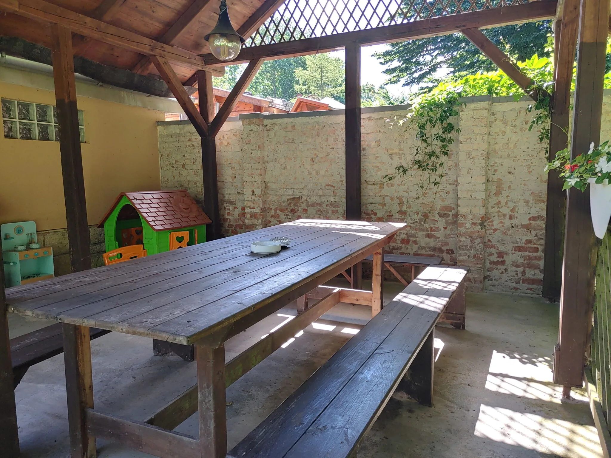 Platán Apartmanház Miskolctapolca – Miskolctapolca, Ungaria