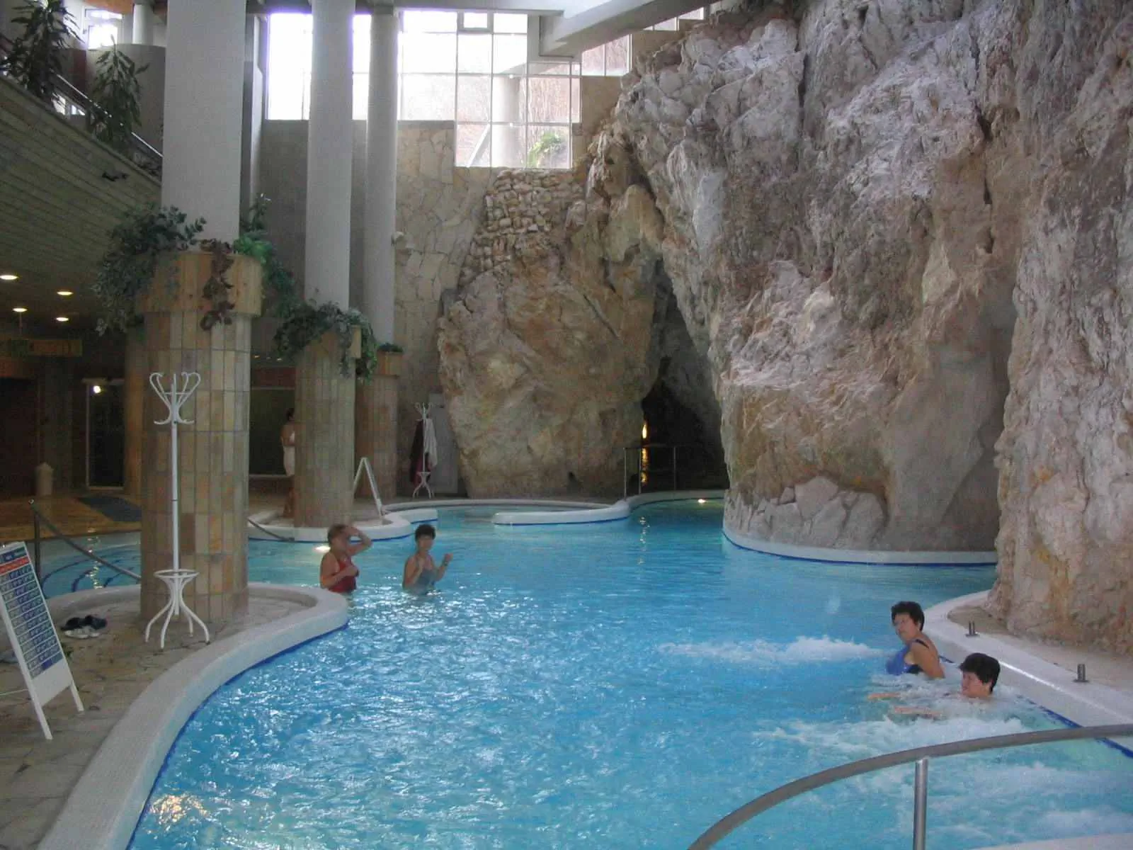 Platán Apartmanház Miskolctapolca – Miskolctapolca, Ungaria
