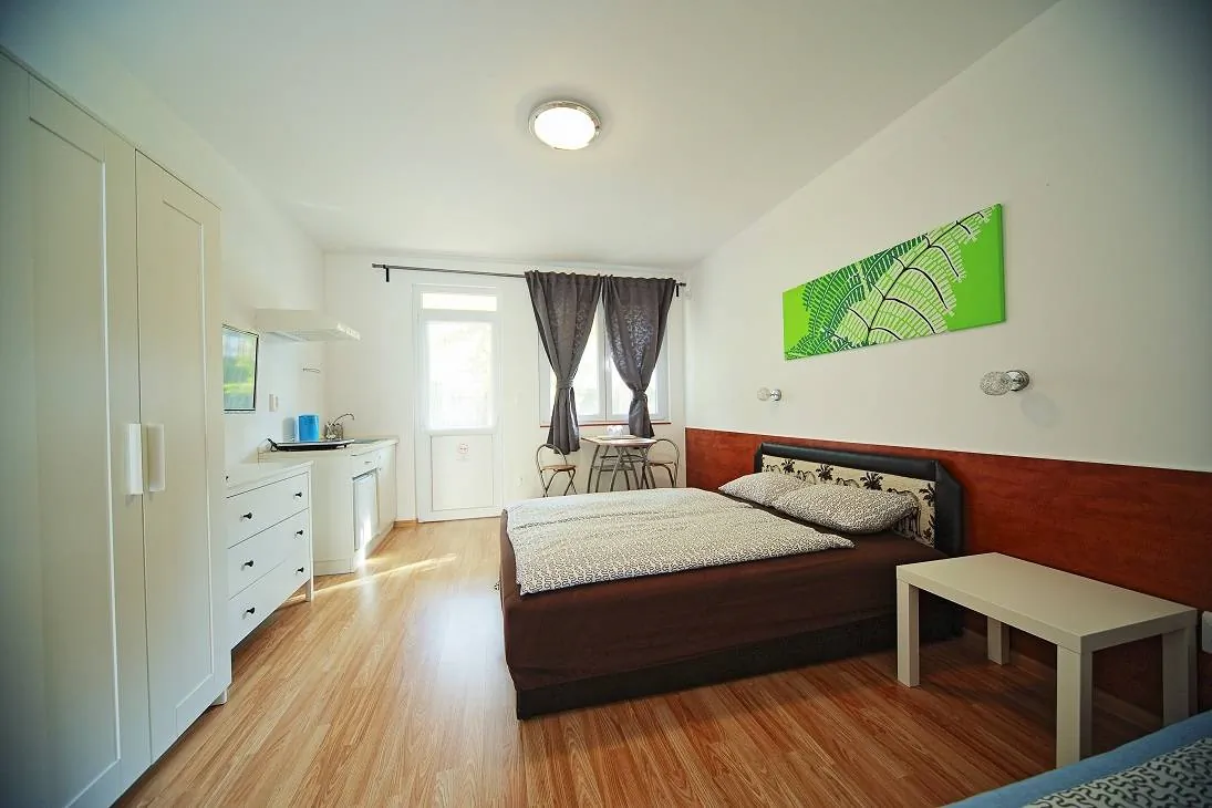 Lelle-Strand Apartman A Balatonlelle – Balatonlelle, Ungaria