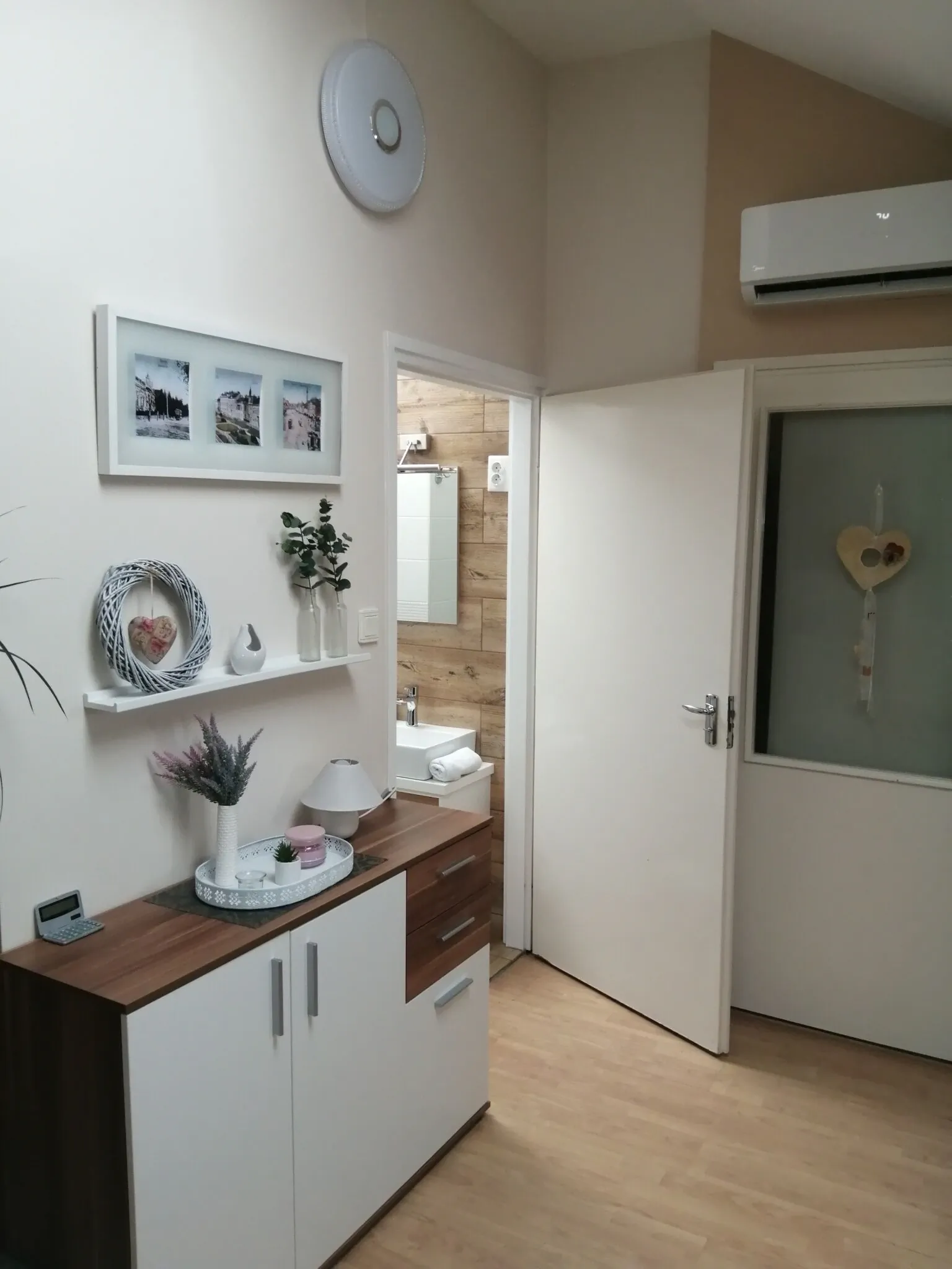 Sopron Eszter Apartman - foto 6