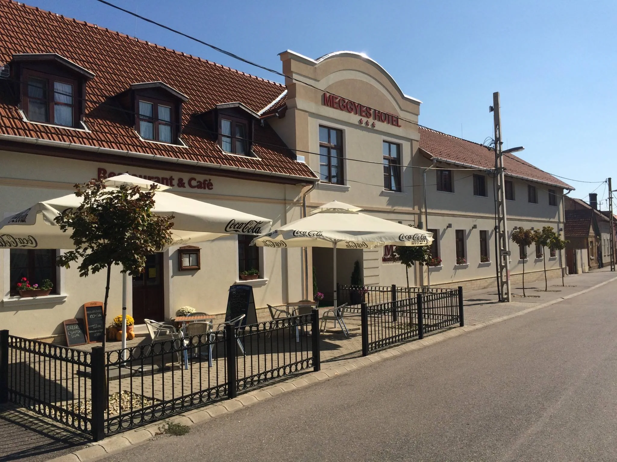 Meggyes Hotel Szerencs – Szerencs, Ungaria