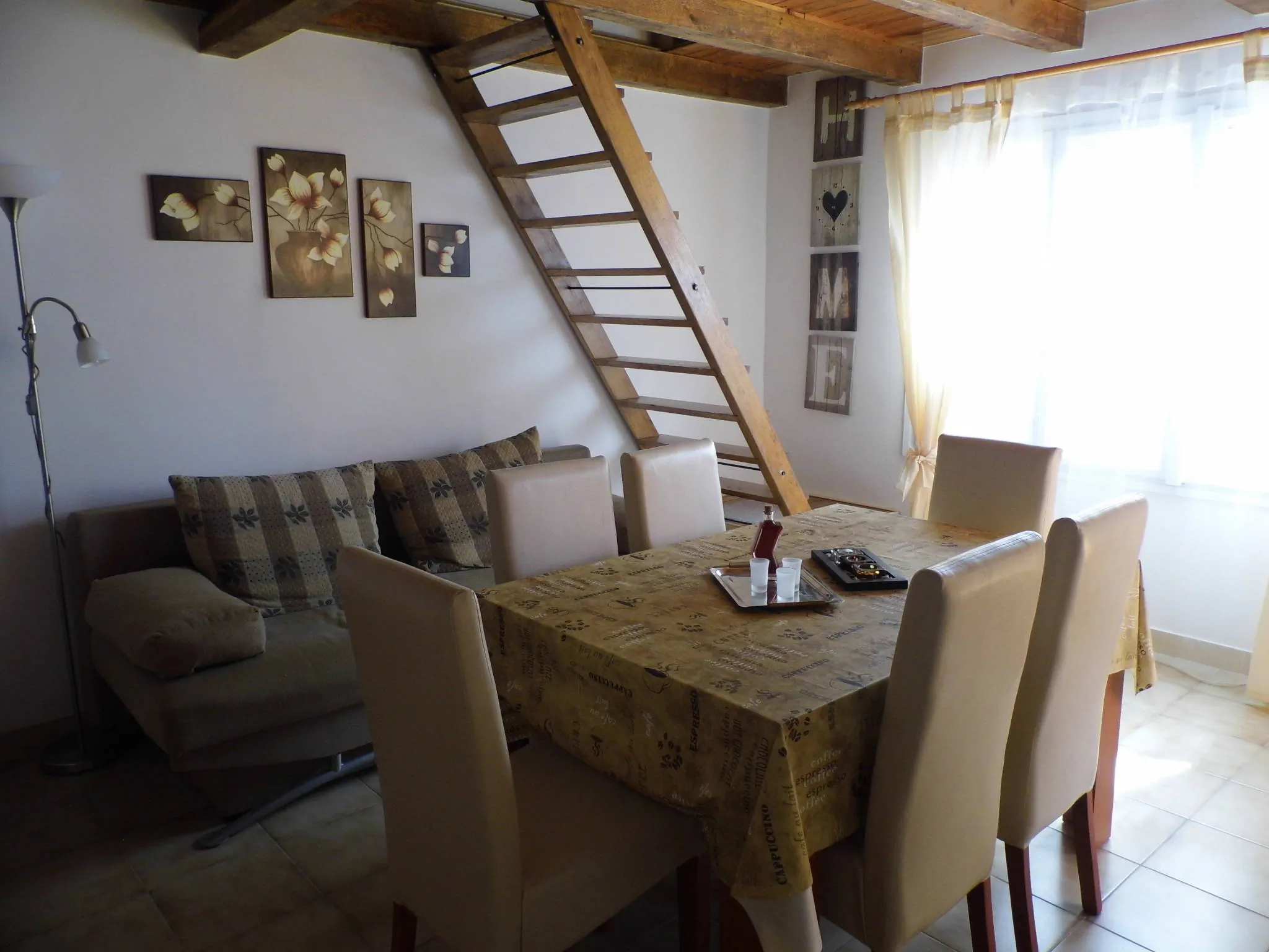 Borostyán Vendégház Magyarhertelend – Magyarhertelend, Ungaria
