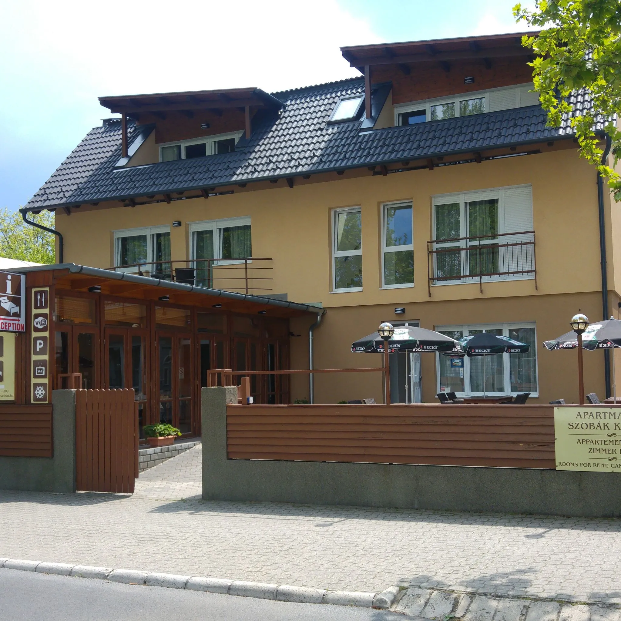 Ádám Apartmanház Siófok – Siófok, Ungaria
