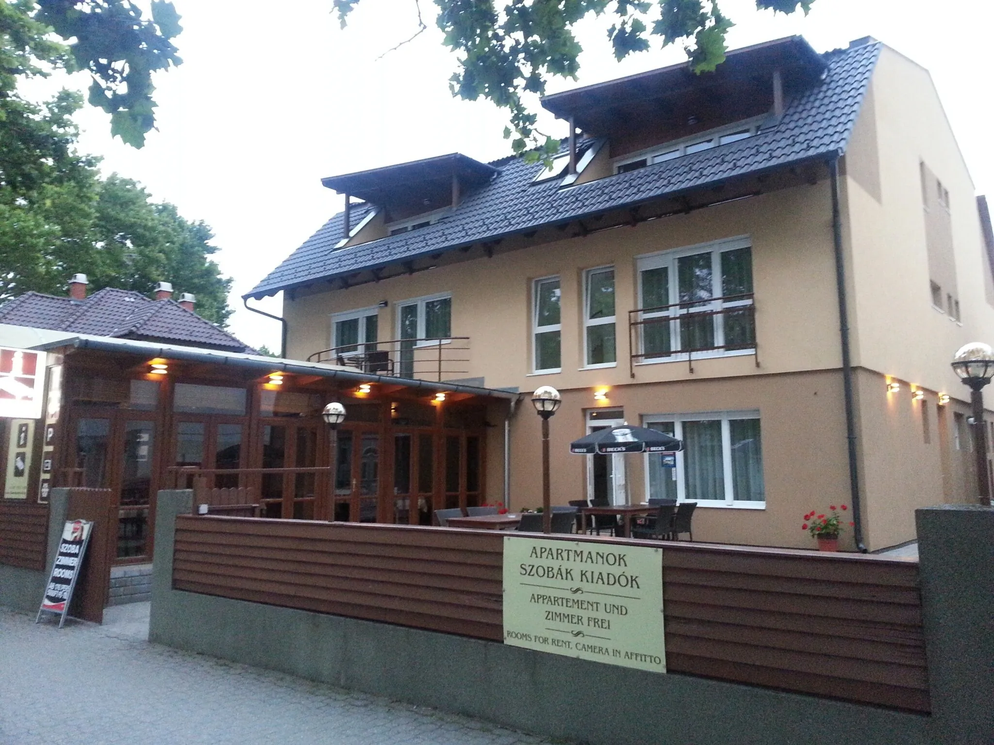 Ádám Apartmanház Siófok – Siófok, Ungaria