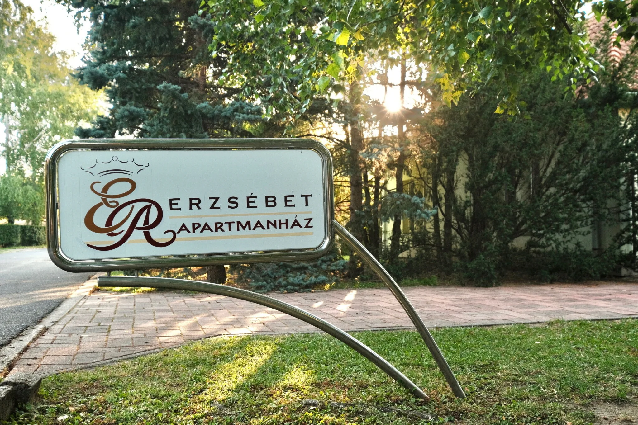 Erzsébet Apartmanház Gyula – Giula, Ungaria