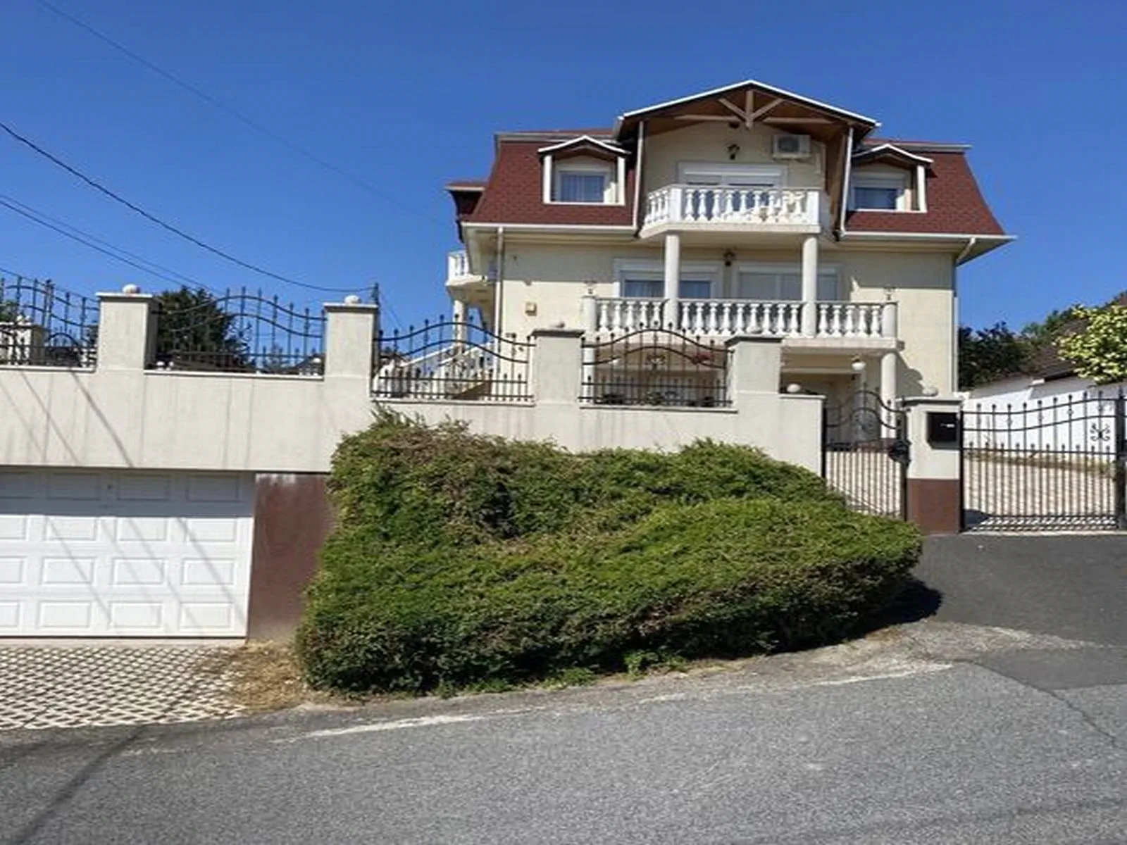 Arany Apartmanház Zalagyöngye Zalakaros – Zalakaros, Ungaria