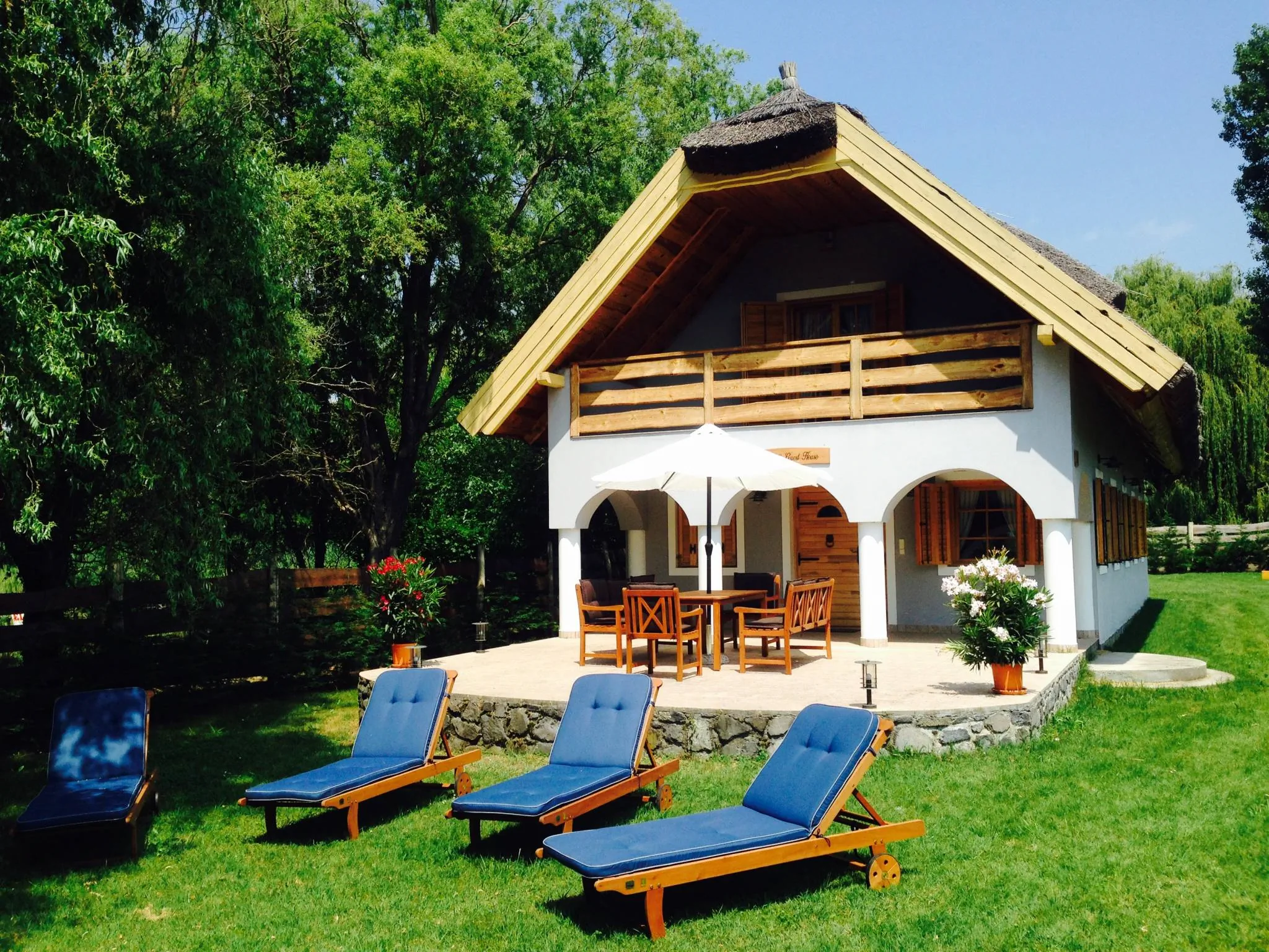 Balaton Rustic Guesthouse Badacsonytördemic - foto 2