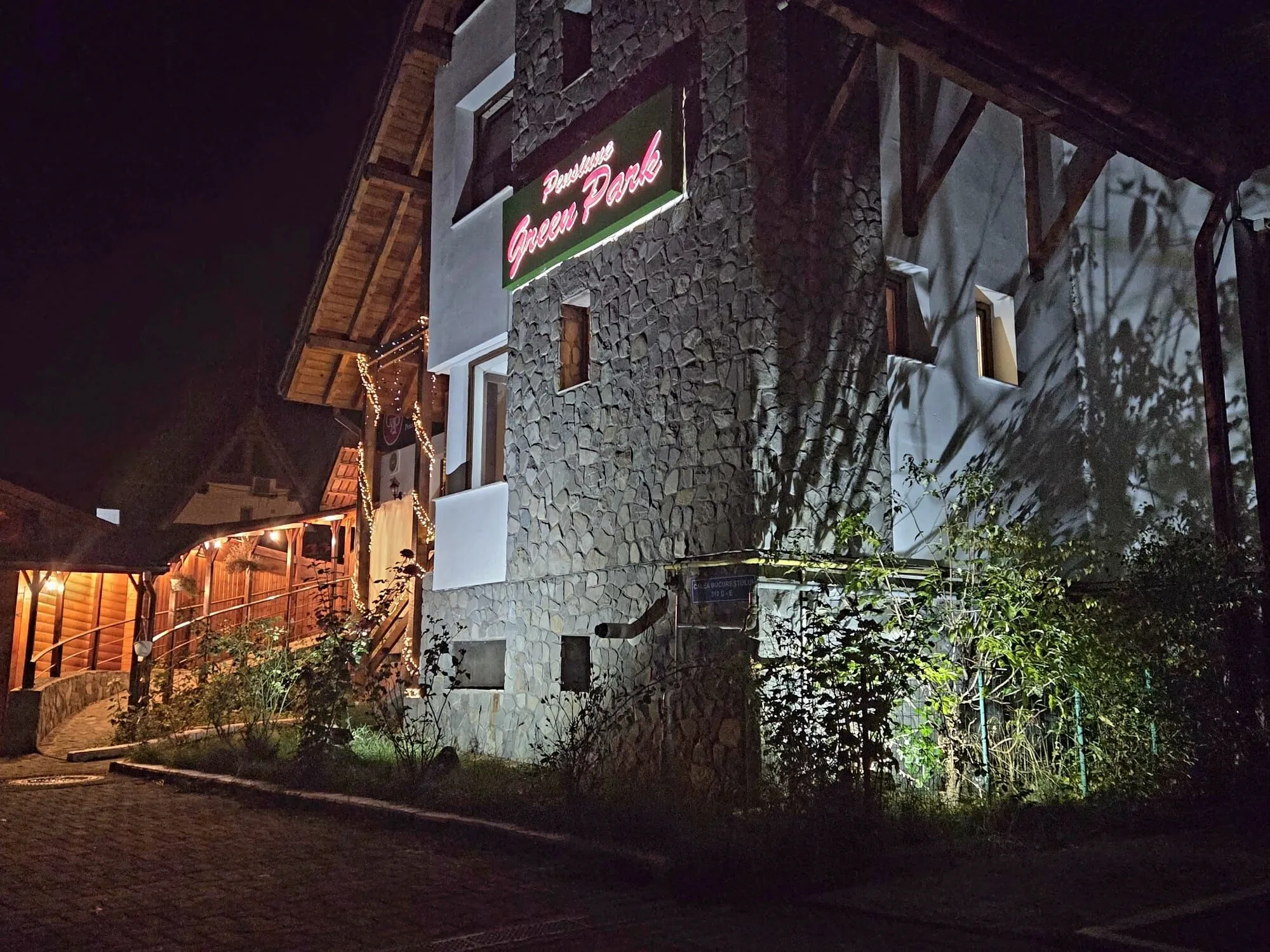 Pensiunea Green Park Brașov - foto 2
