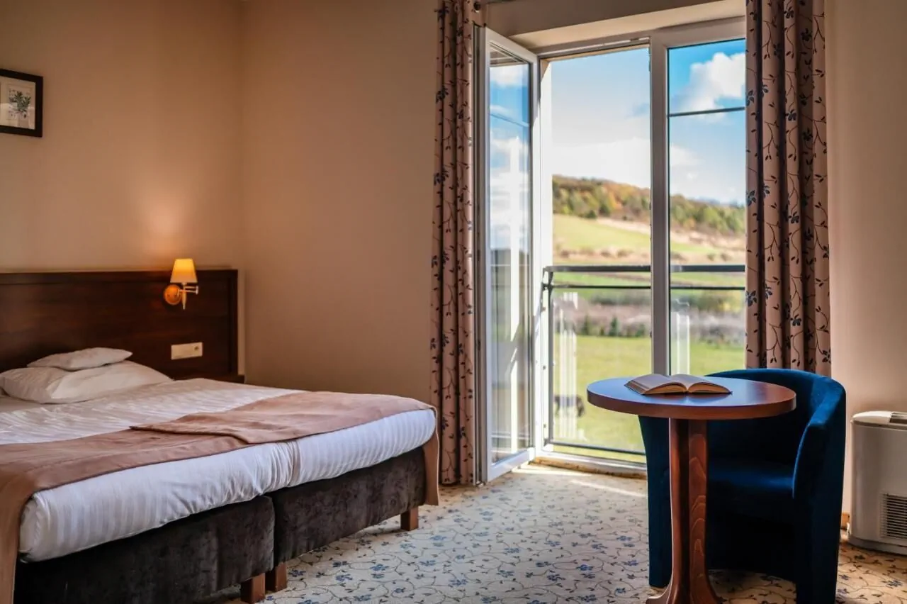 Hotel Dosłońce Resort Wellness & Farm Racławice – Racławice, Polonia