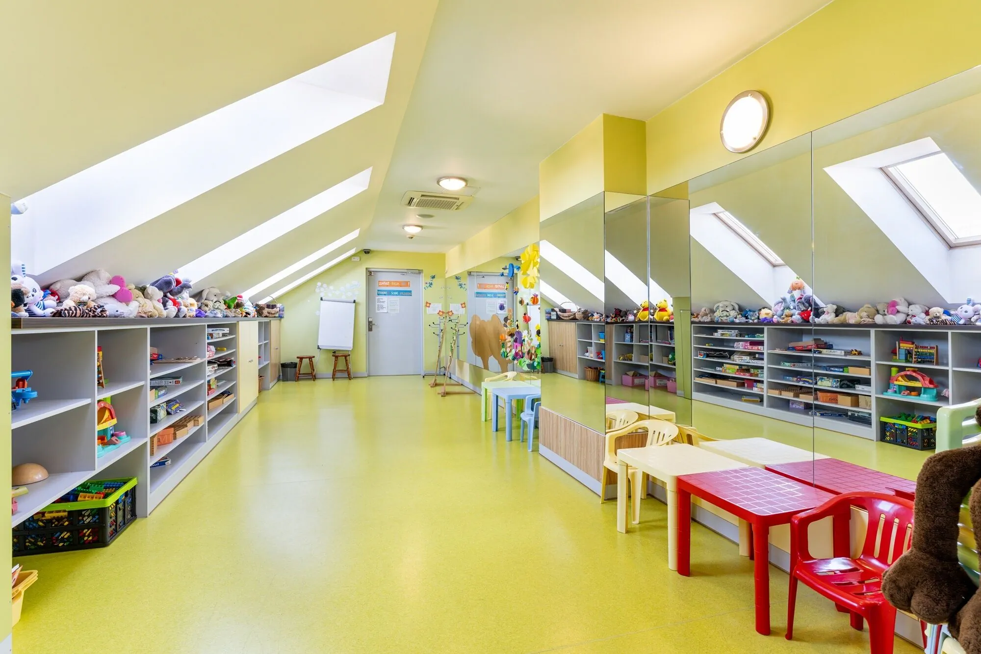 Hostel Elemels Planet Ustroń – Ustroń, Polska