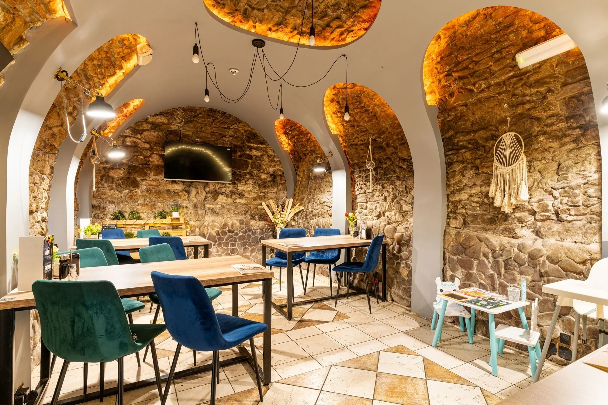 Hostel Elemels Planet Ustroń – Ustroń, Polska