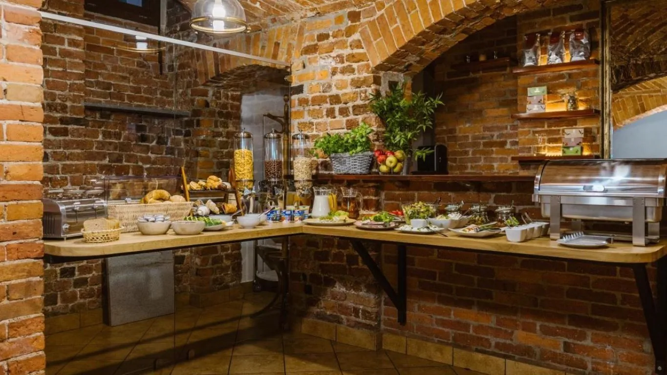 Five Stars Bed&Breakfast Wrocław – Wrocław, Polonia