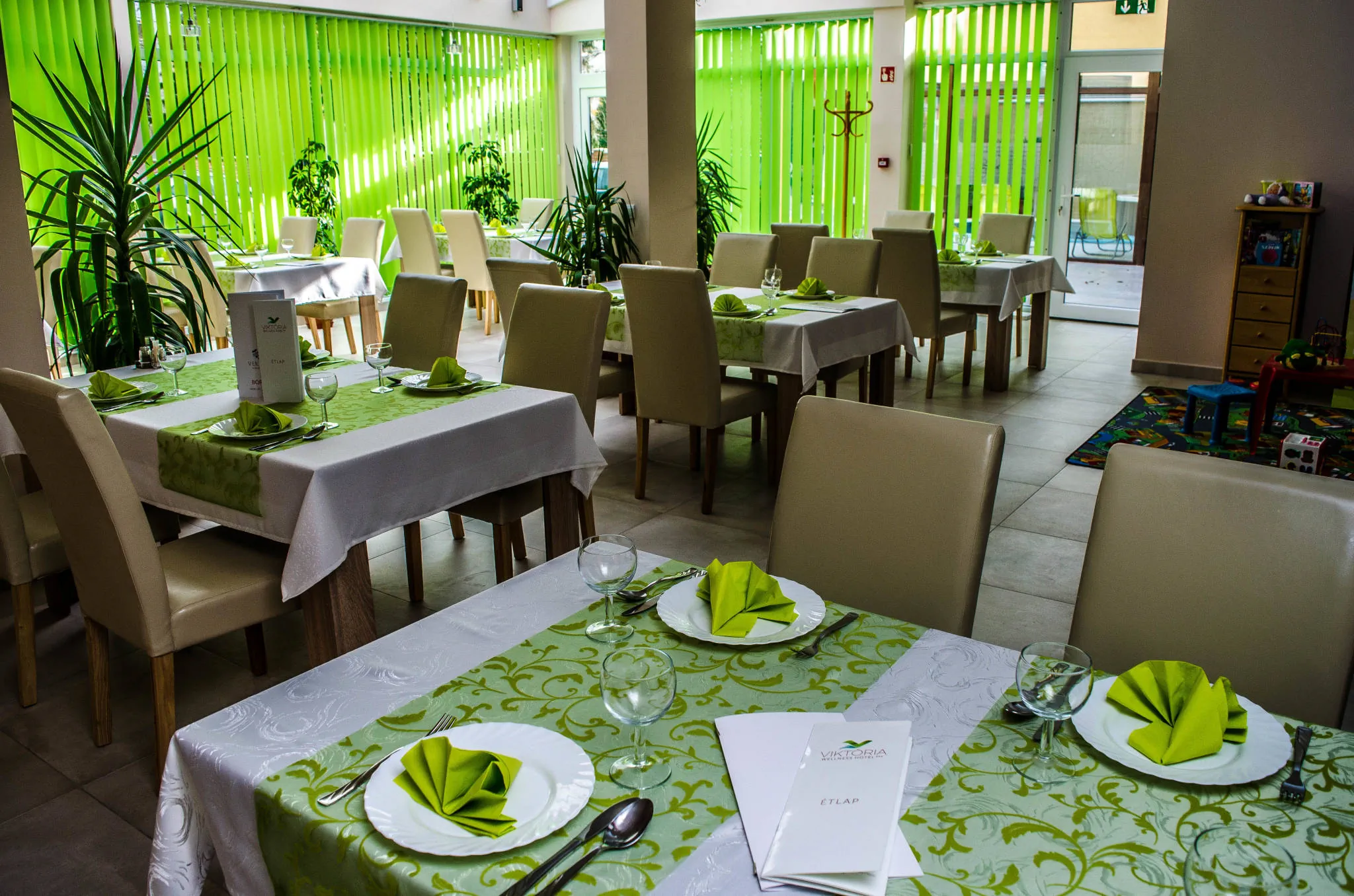 Viktória Wellness Hotel Nagyatád – Nagyatád, Ungaria