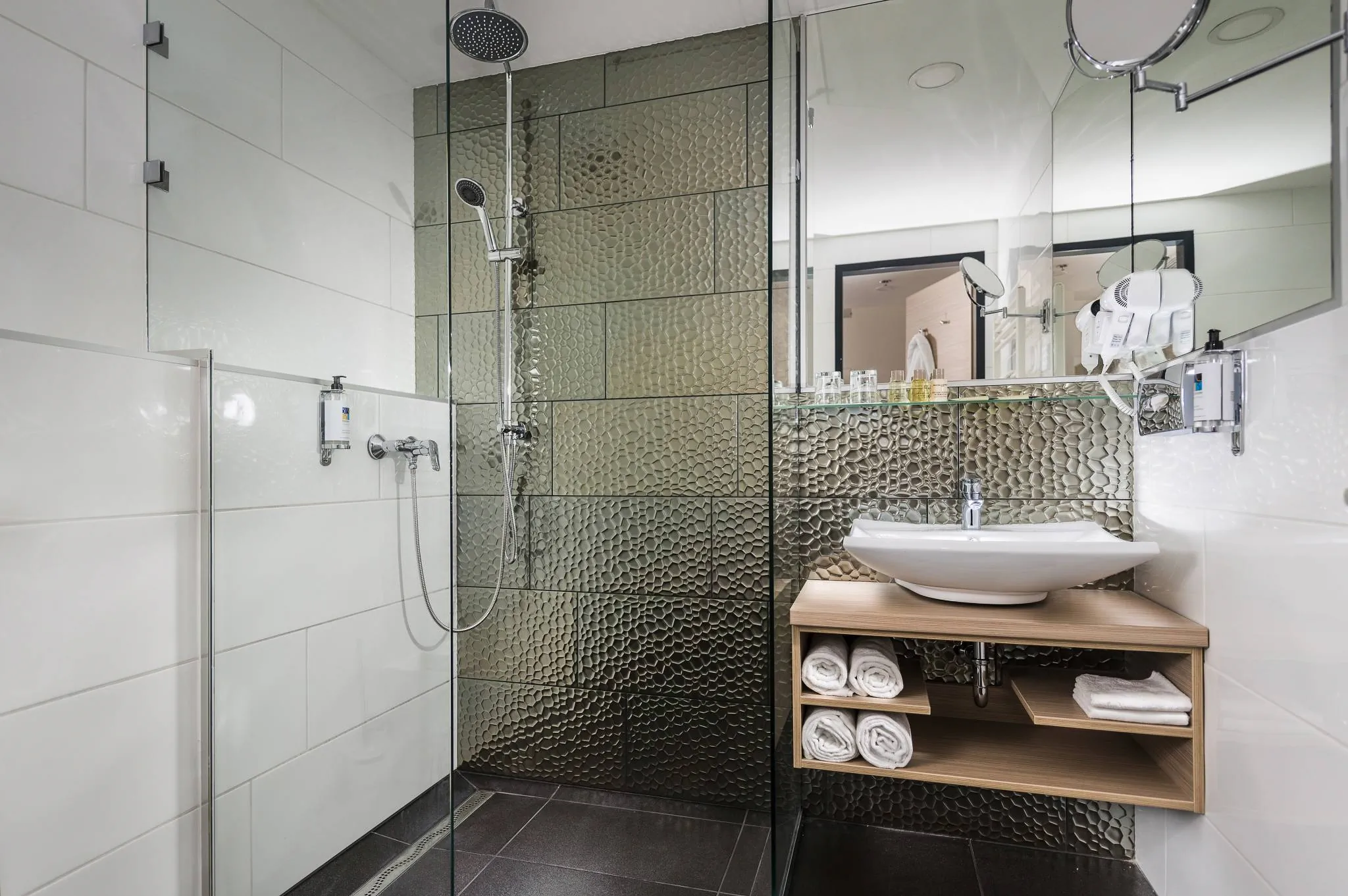 Bo33 Hotel Family & Suites Budapest – Budapesta, Ungaria