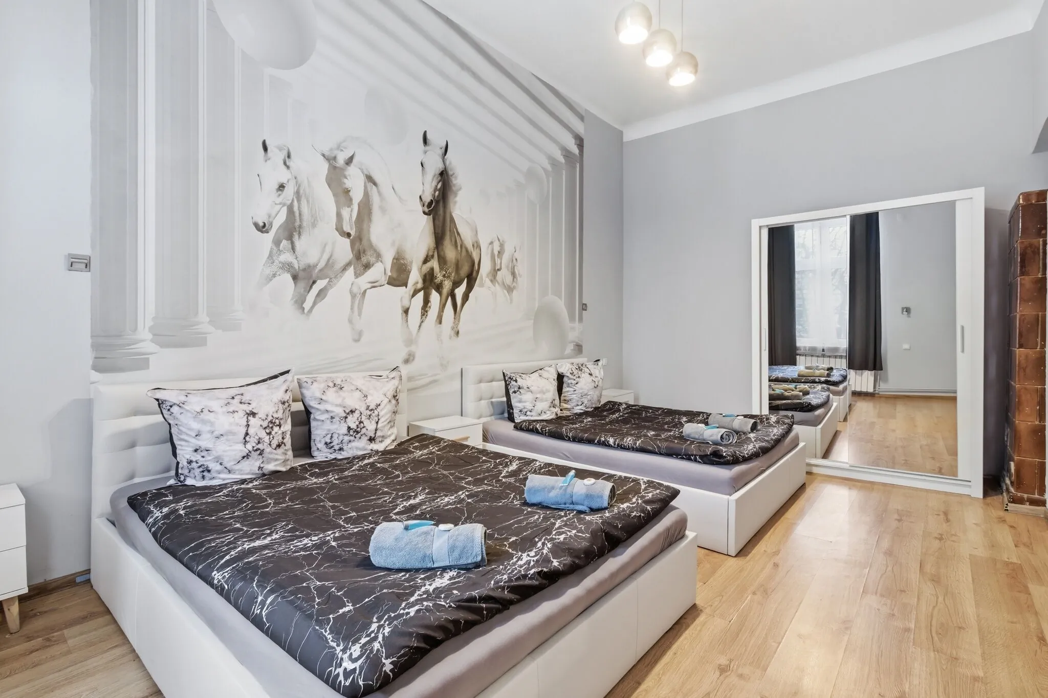 Hostel 70s and Queen Apartments Kraków – Cracovia, Polonia