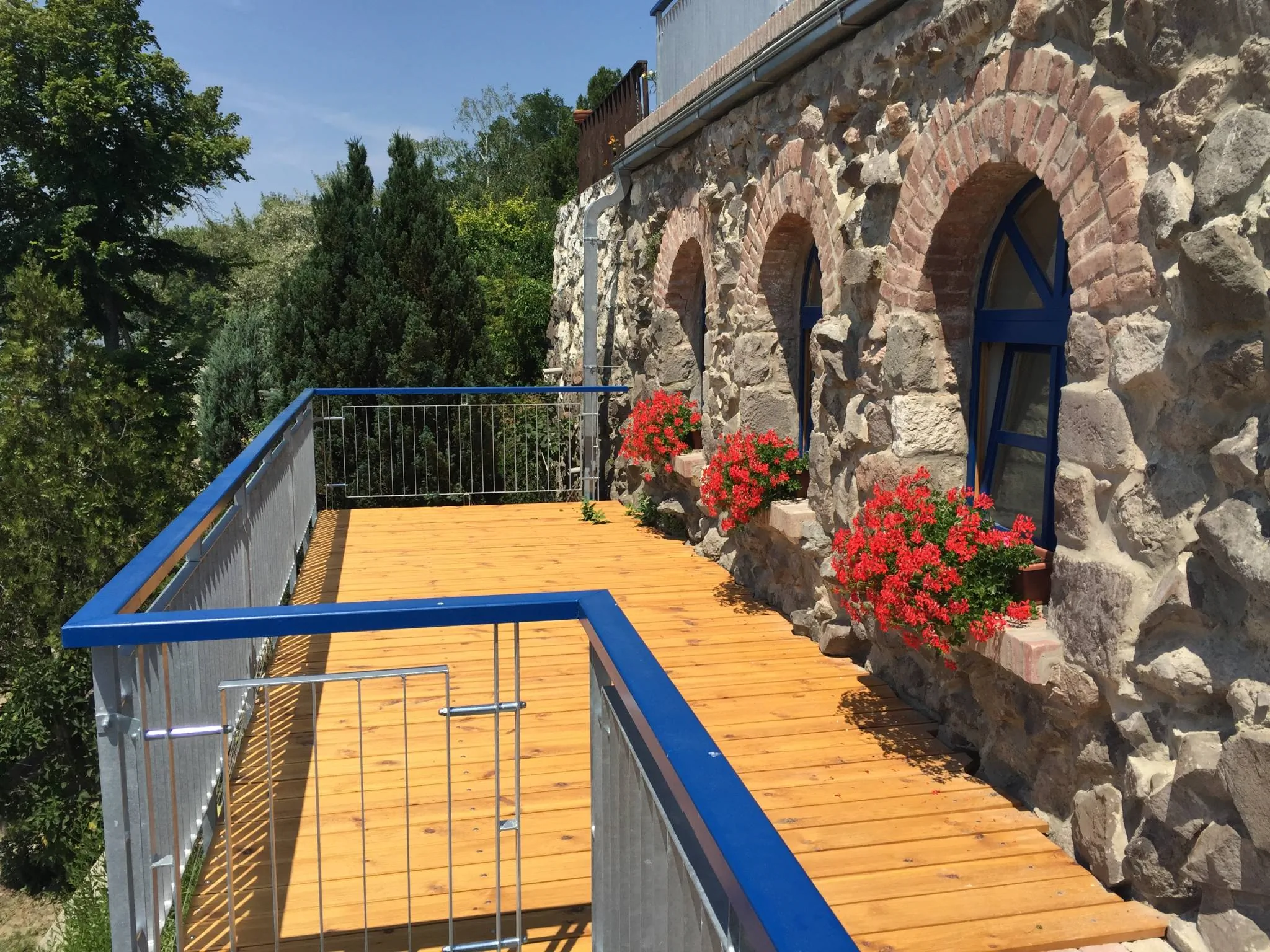 Rózsák Háza Apartman Zebegény – Zebegény, Ungaria