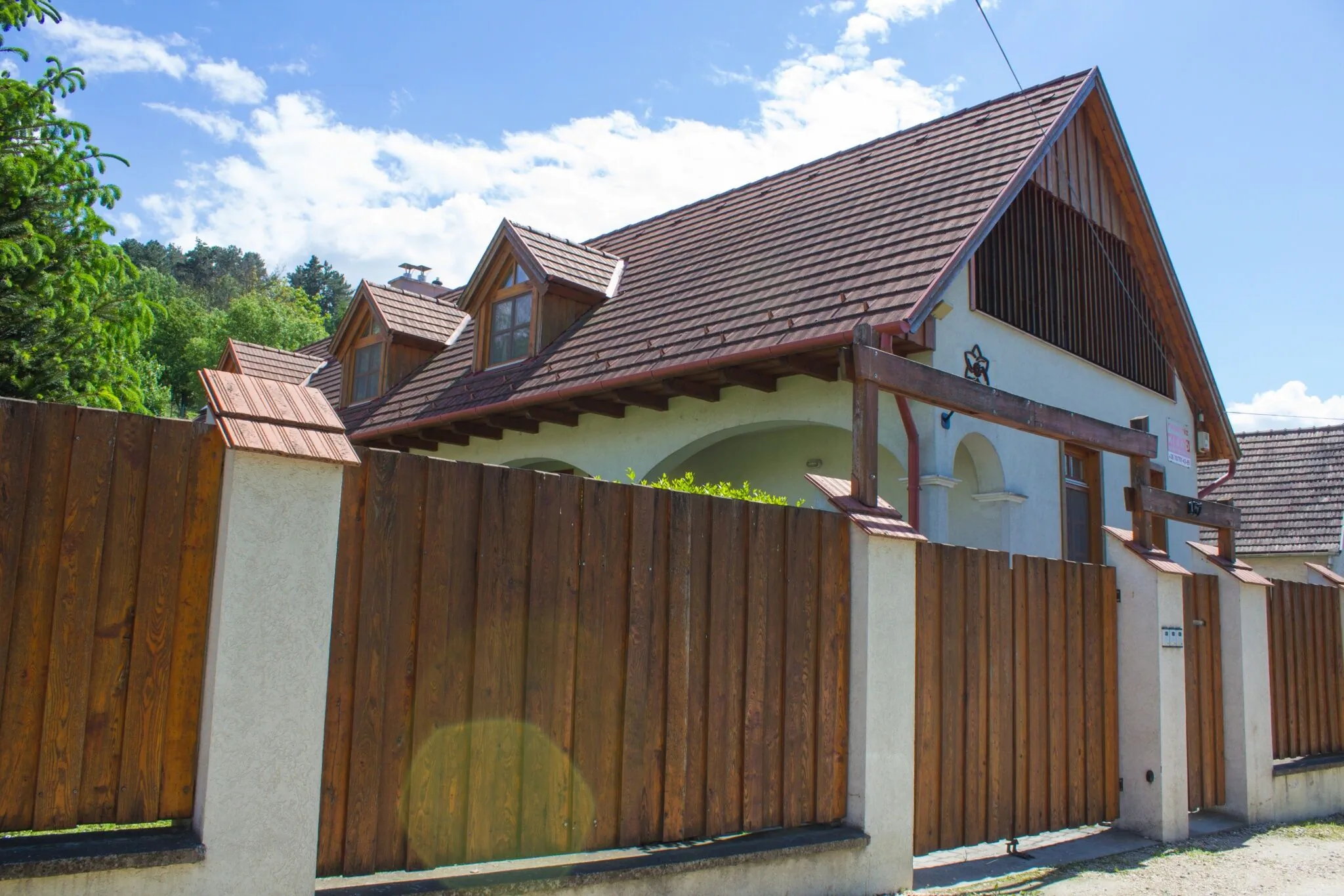 Anemona Vendégház Dunaalmás – Dunaalmás, Ungaria