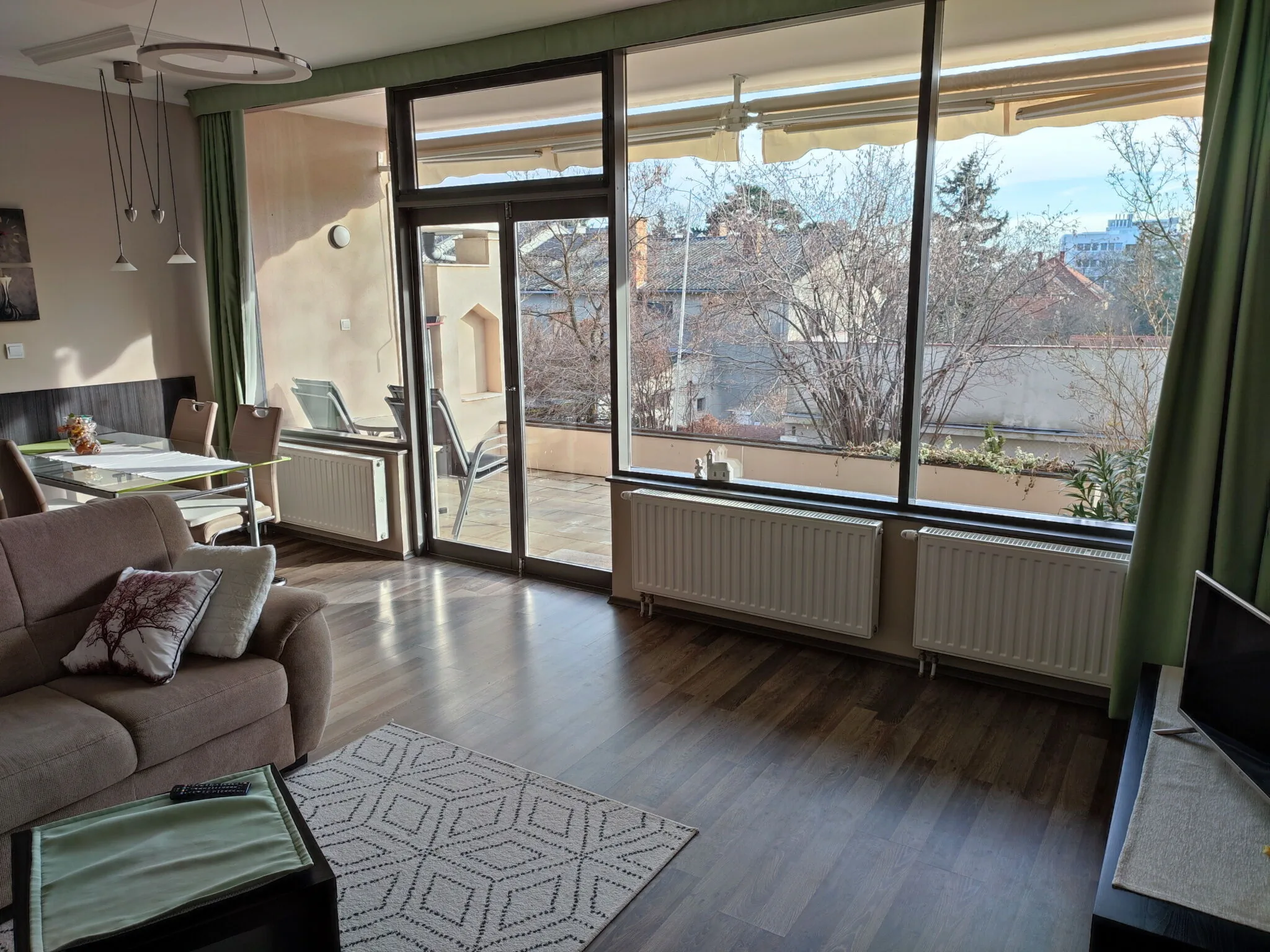 Lux Apartman Balatonfüred – Balatonfüred, Ungaria