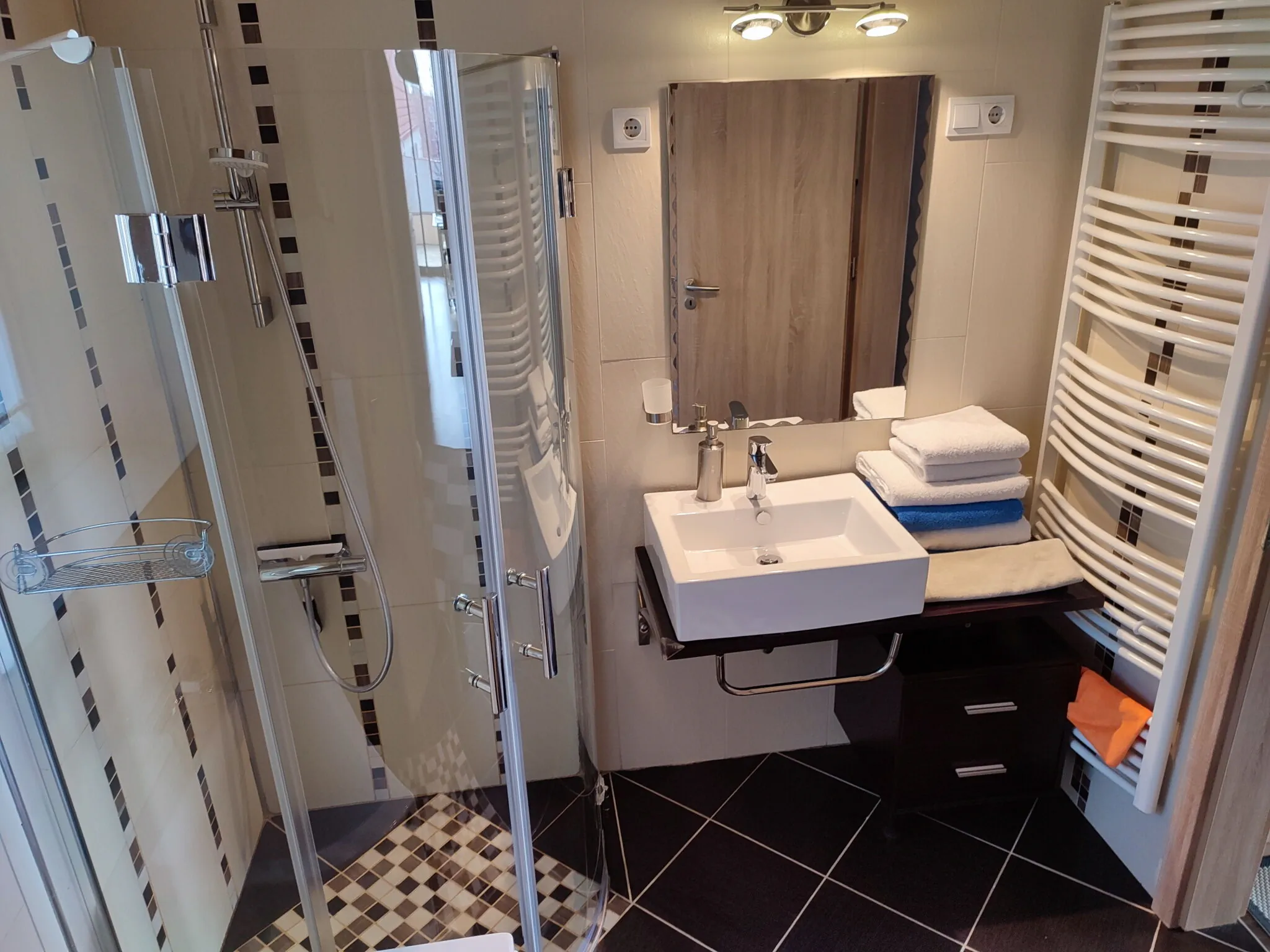 Lux Apartman Balatonfüred – Balatonfüred, Ungaria