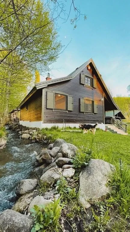 Casa de oaspeți Karak Izvoare – Izvoare, România
