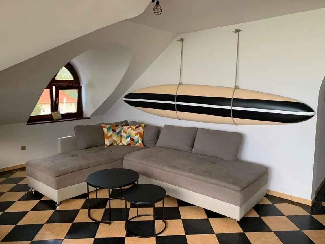 Színes Panoráma Apartman Balatonlelle – Balatonlelle, Ungaria