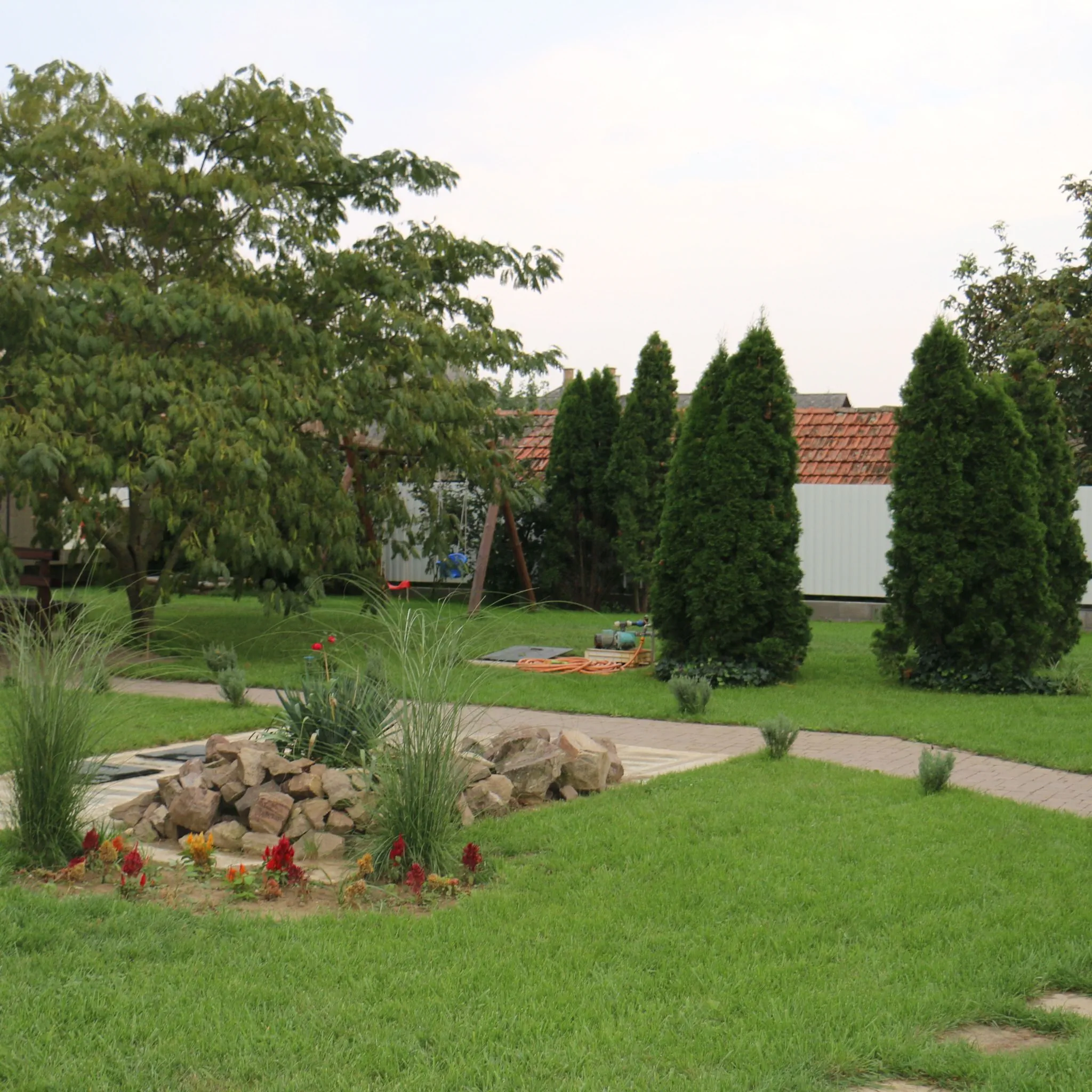 Menyecskeház Tiszakanyár – Tiszakanyár, Ungaria