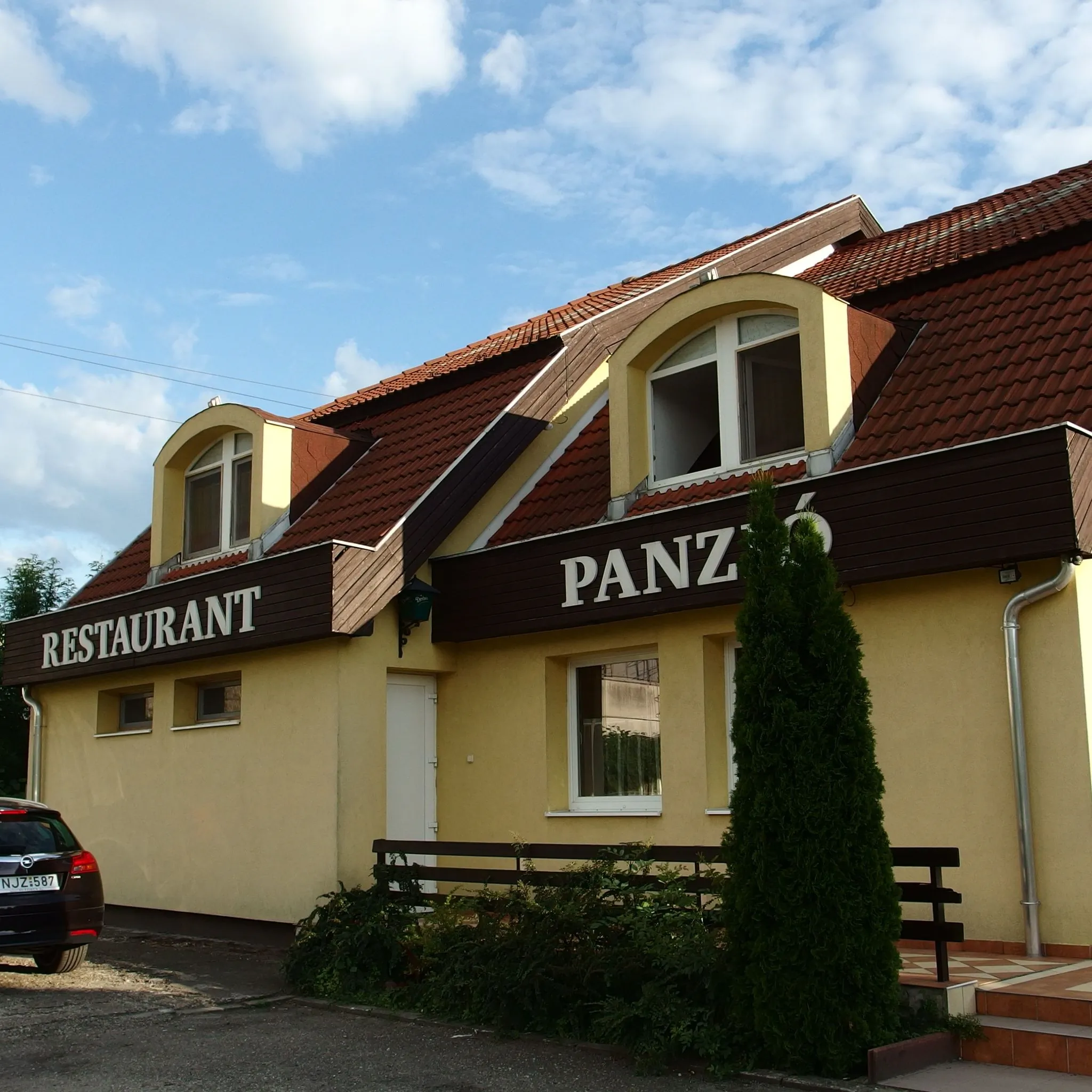 Romantik Panzió Tatabánya – Tatabánya, Maďarsko