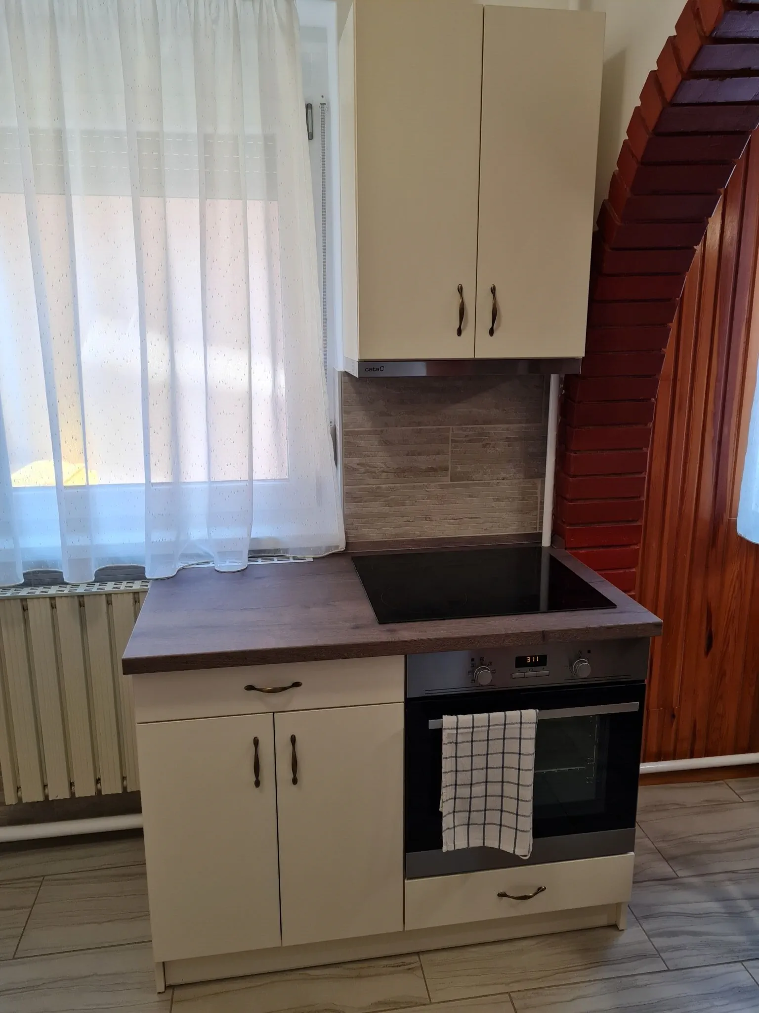 L&F Apartmanok Balatonboglár – Balatonboglár, Ungaria
