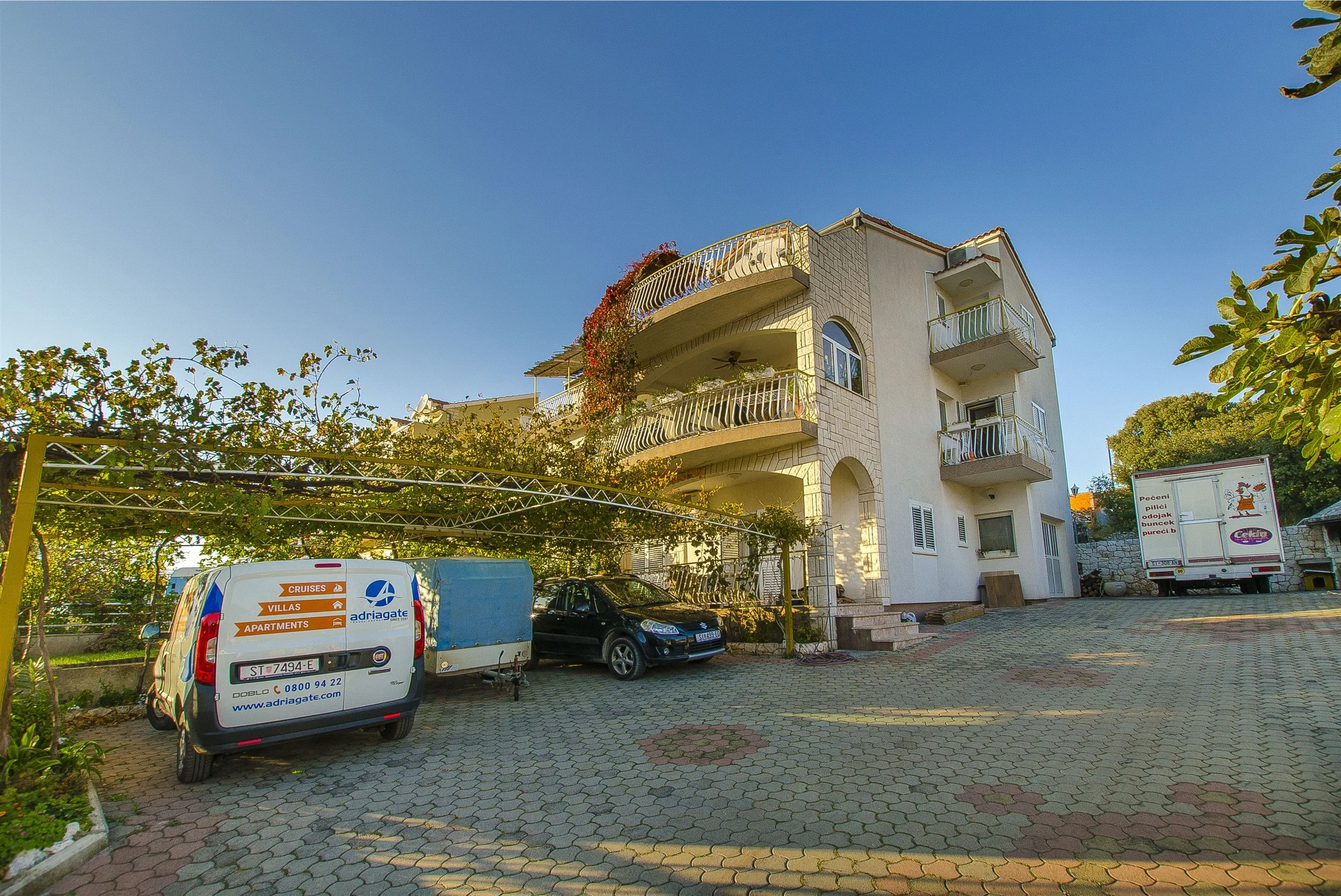 Apartments Nada Grebastica - foto 2