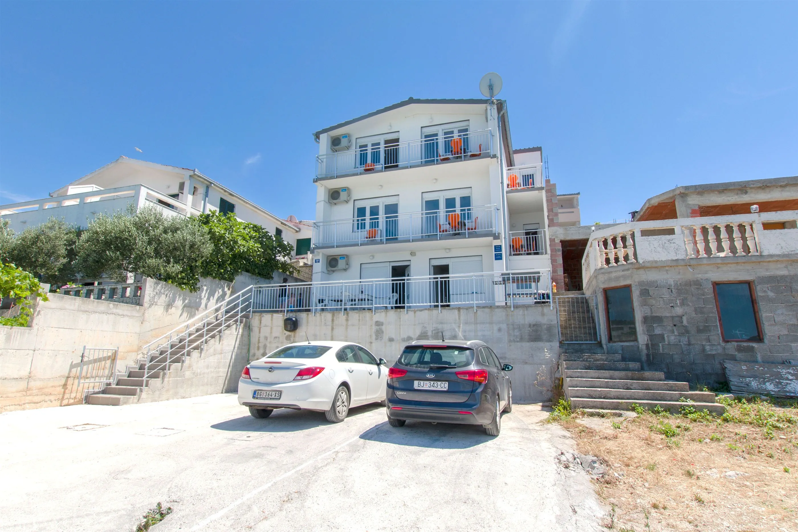 Apartments Na Obali Mora Razanj – Ražanj, Croația