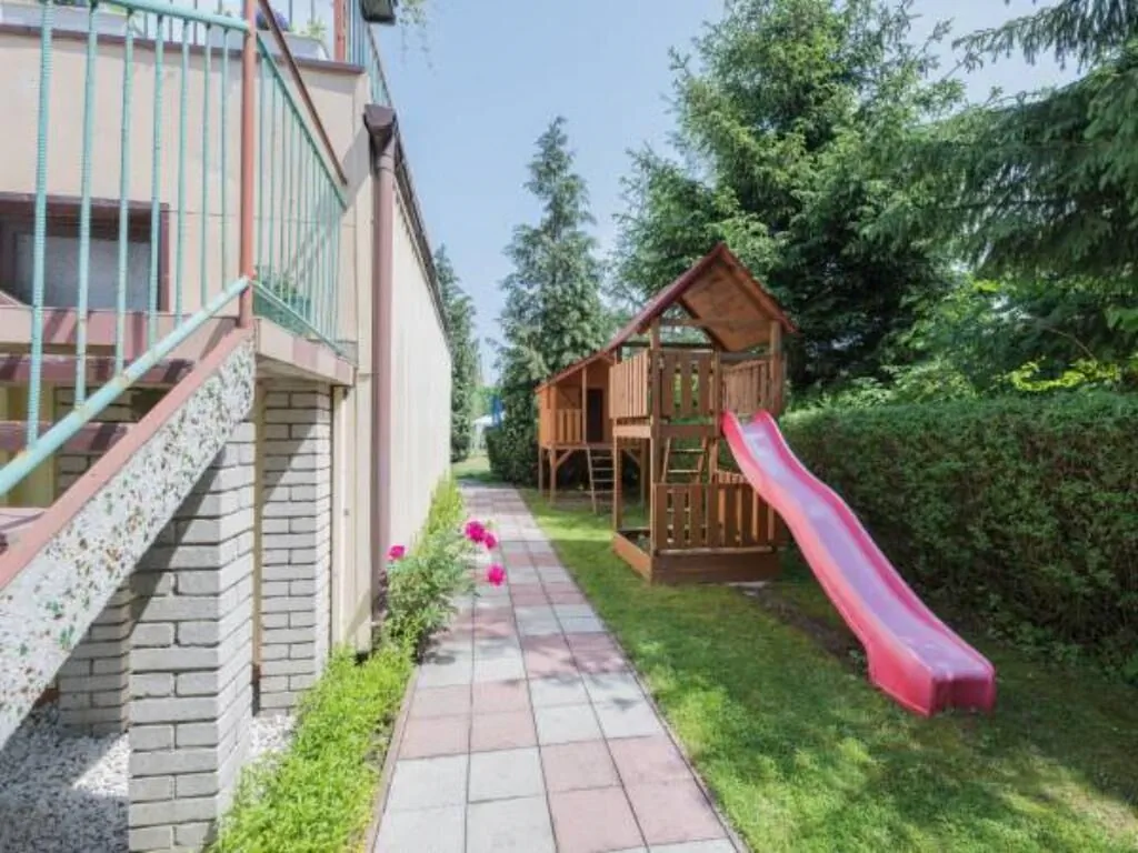 Dom Wczasowy Łodzianka Mrzeżyno – Mrzeżyno, Polonia