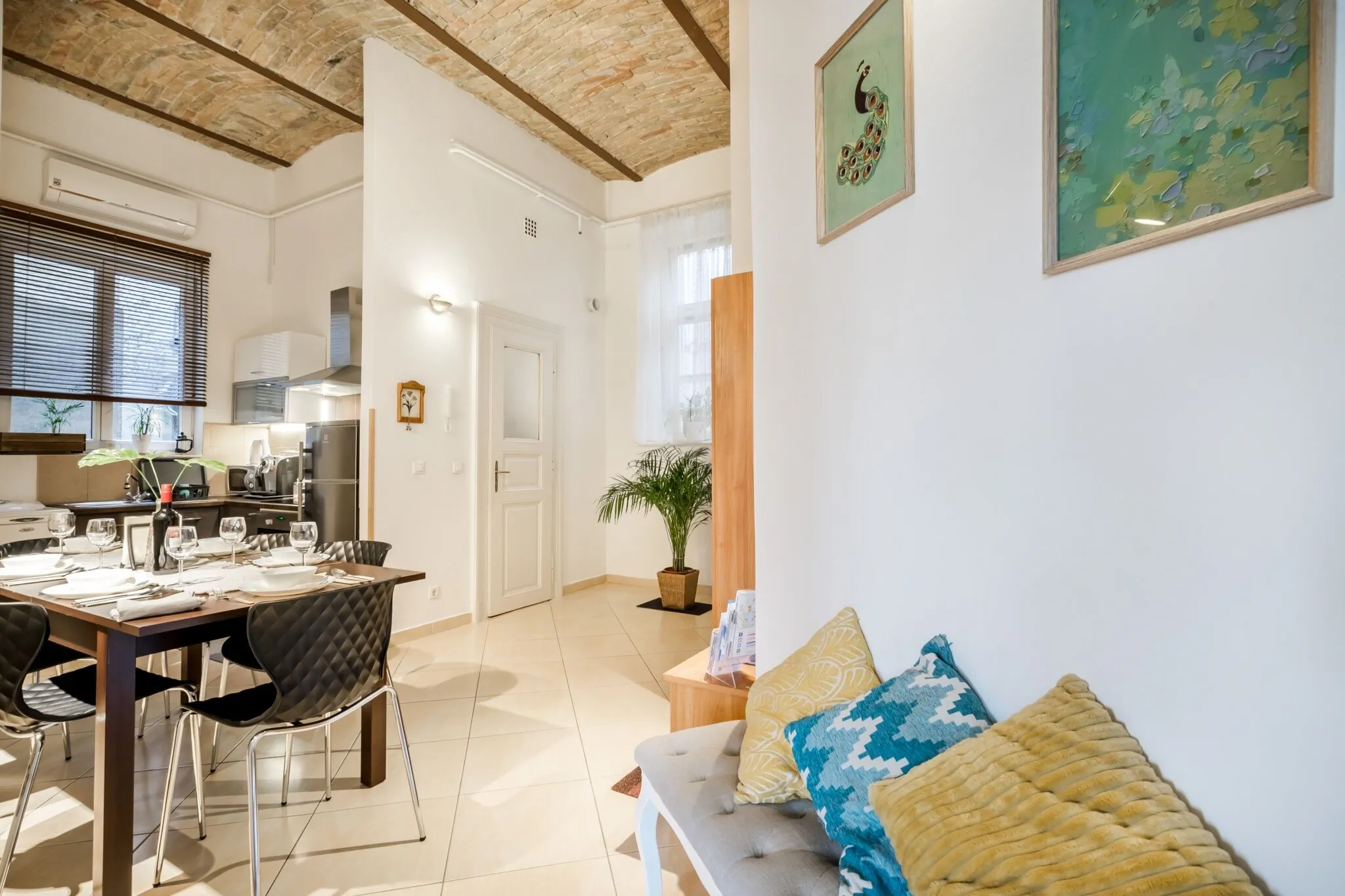 Family Apartment Downtown Budapest – Budapesta, Ungaria