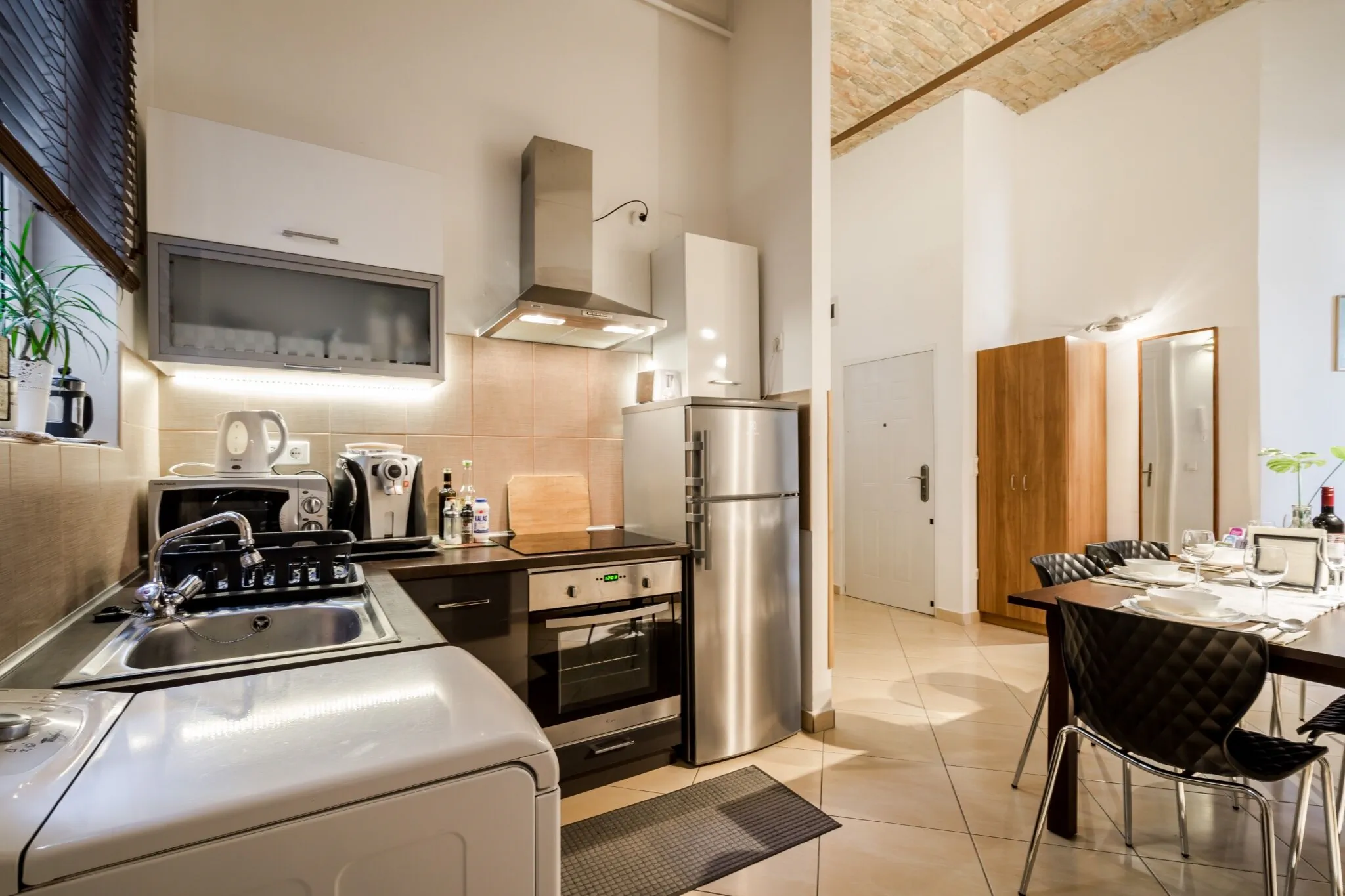 Family Apartment Downtown Budapest – Budapesta, Ungaria