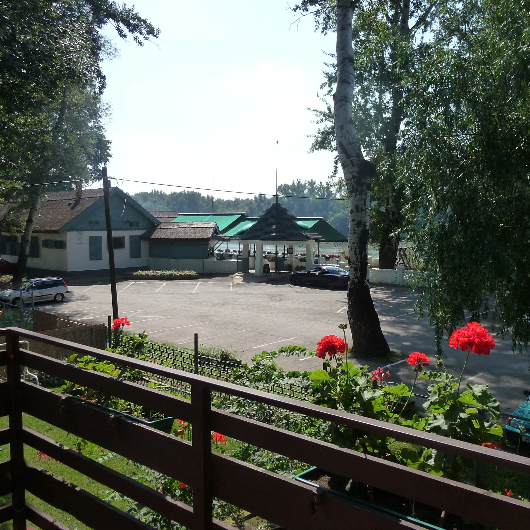 Sárga Pihenőház Szeged – Szeghed, Ungaria