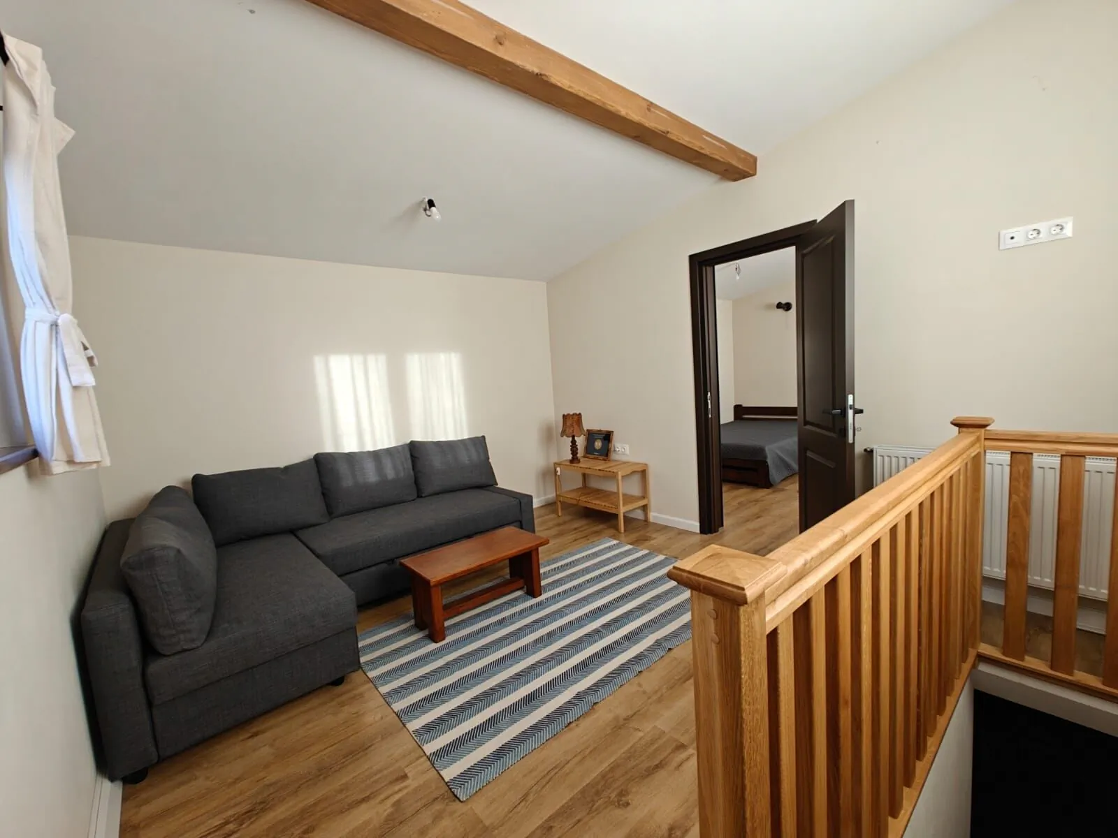 Casa la Cheie Gyulak Izvoare – Izvoare, România