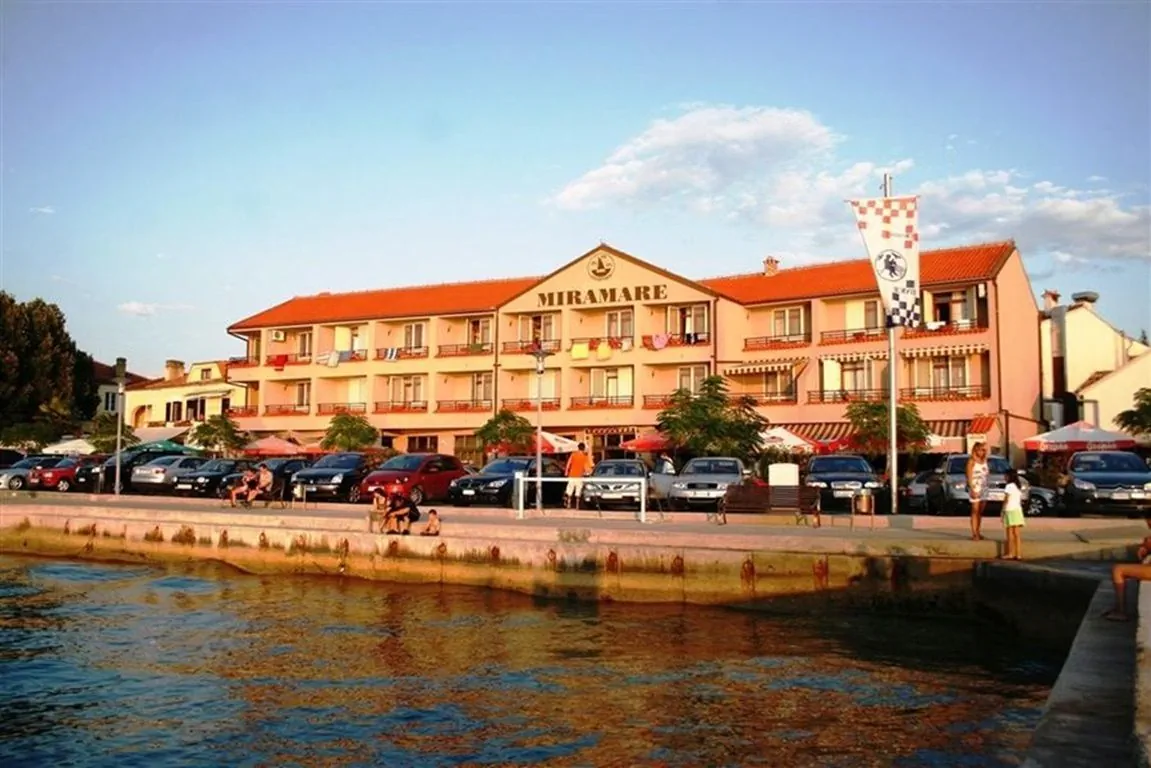 Hotel Miramare Njivice - foto 1